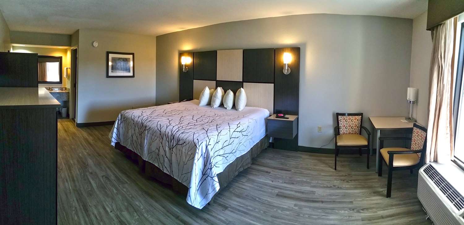 Best Western Cades Cove Inn