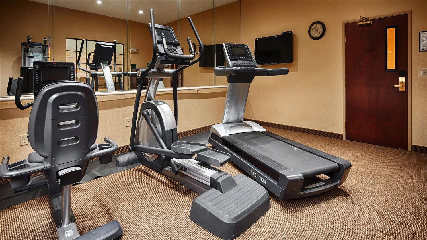 Best Western Plus Shamrock Inn & Suites