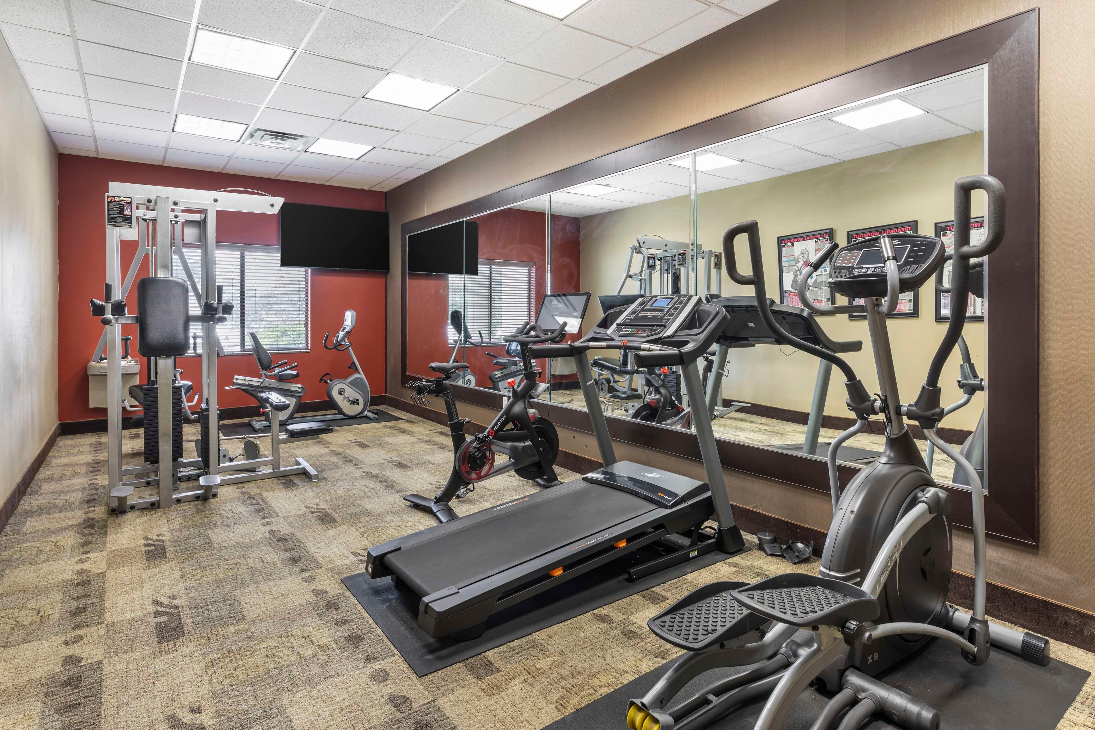 Best Western Plus Texoma Hotel & Suites