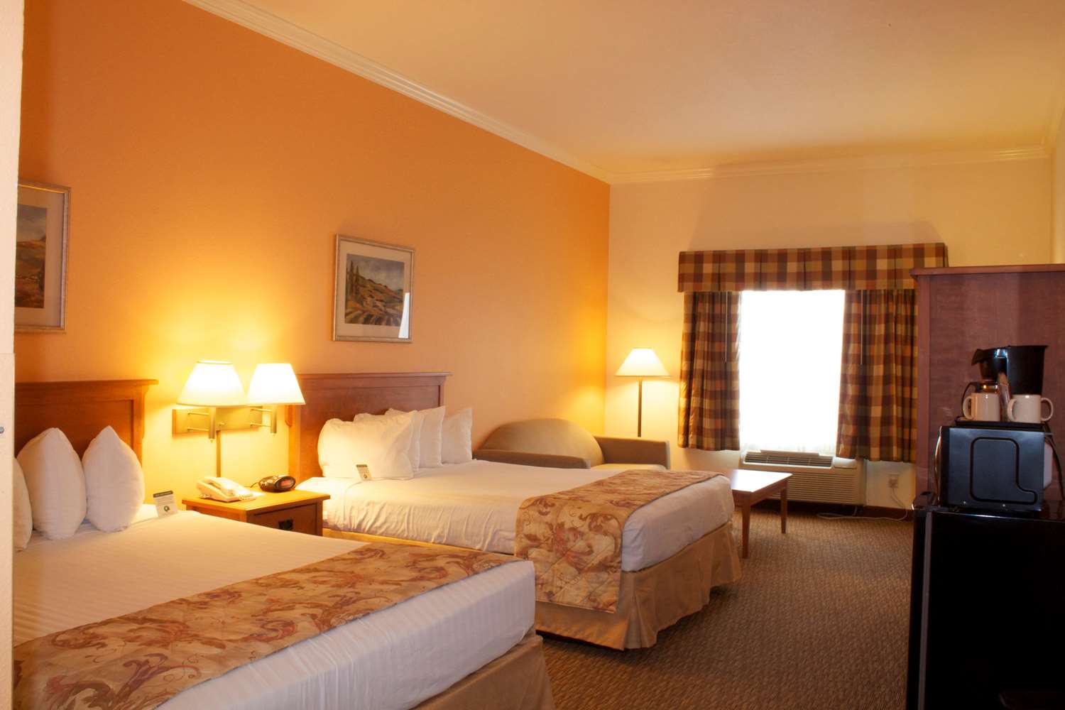 Best Western Plus Grapevine Inn