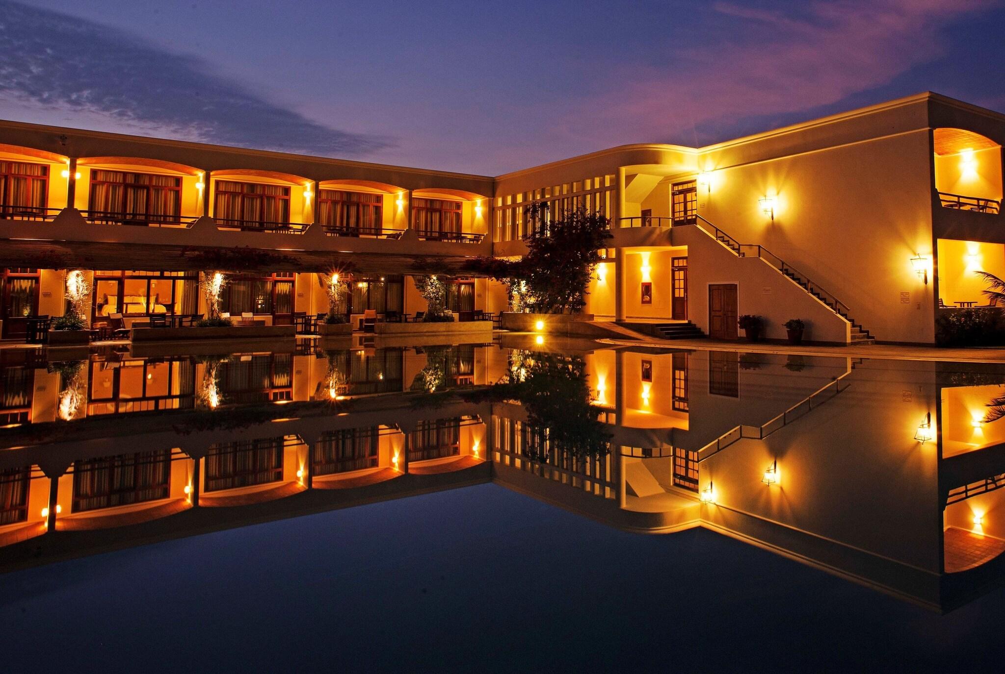 Hotel la Hacienda Bahía Paracas by null