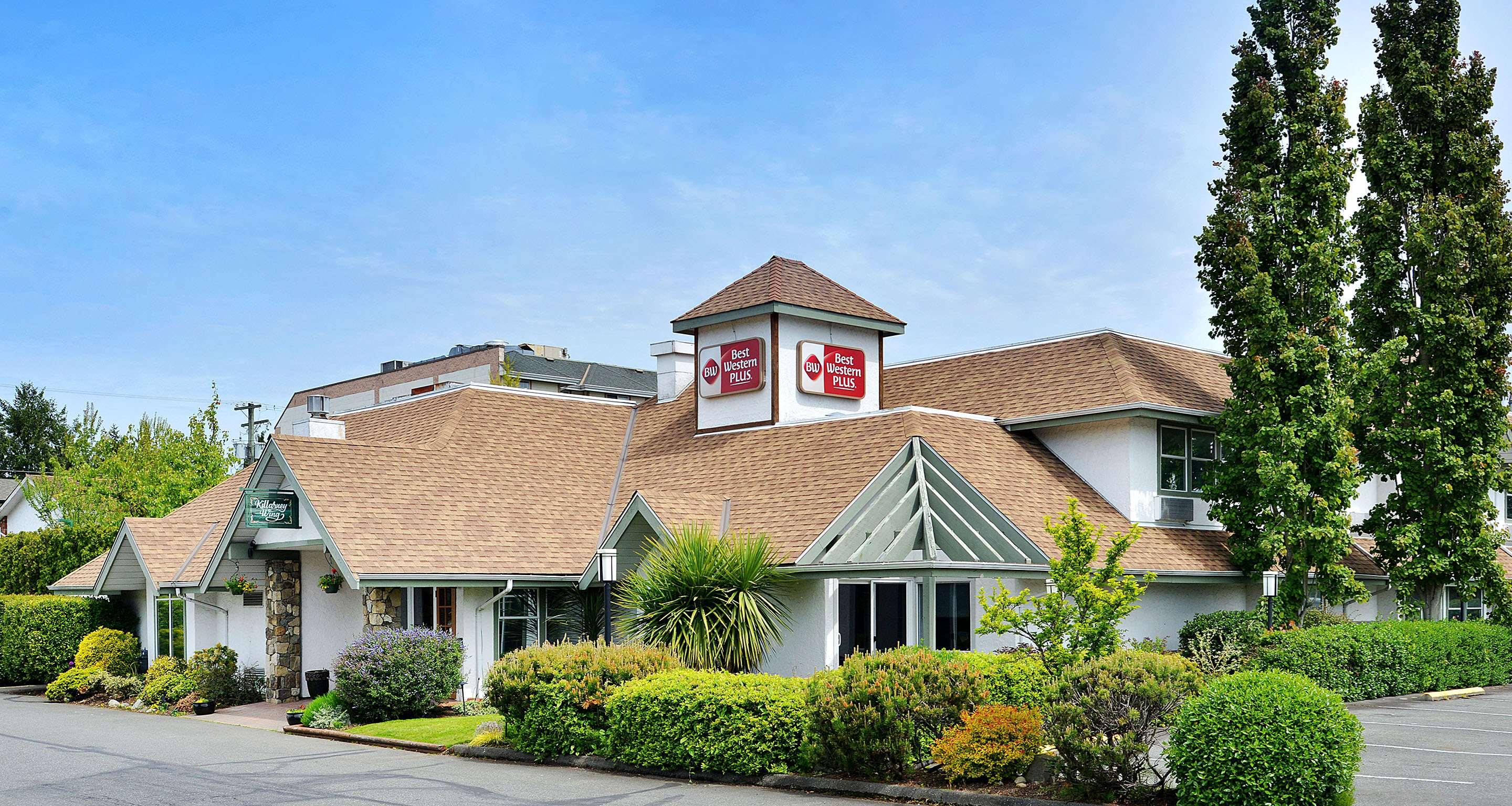 Best Western Plus Emerald Isle Hotel image
