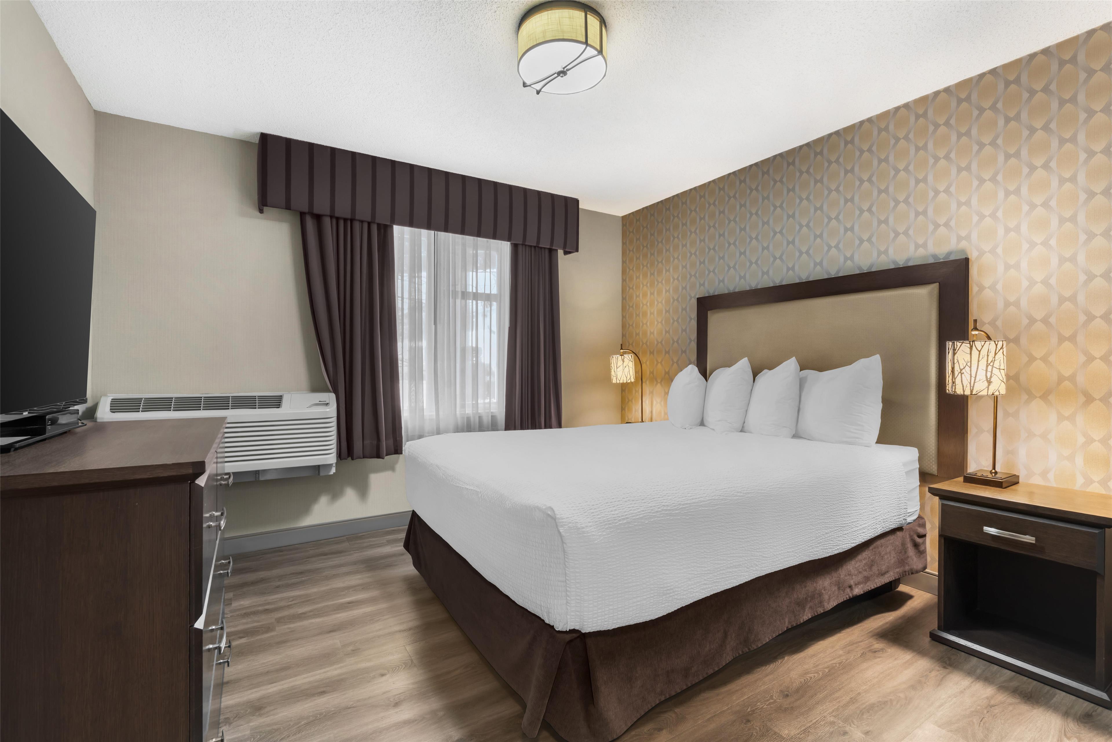 Best Western Plus Country Meadows Inn