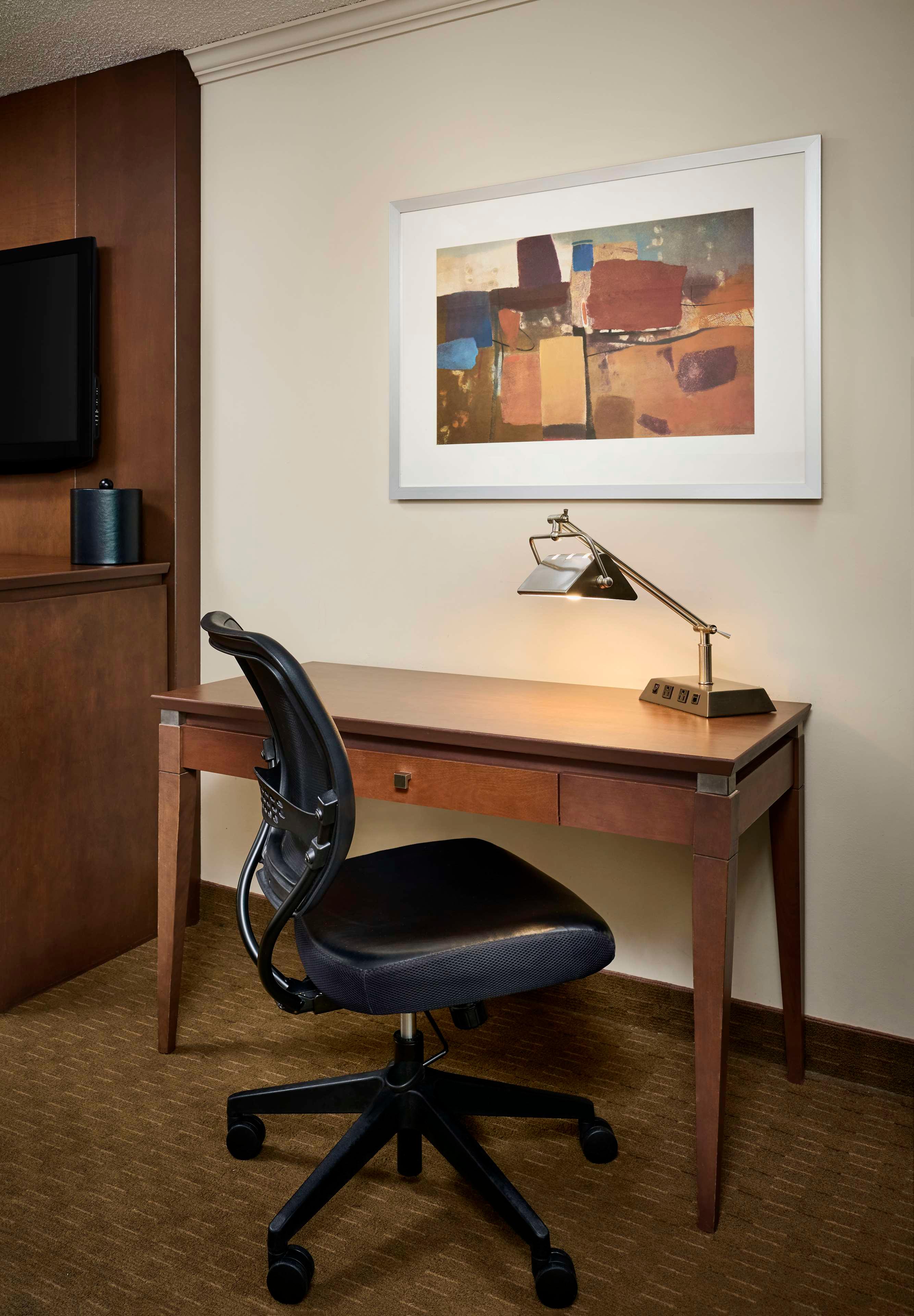Best Western Lamplighter Inn & Conference Centre