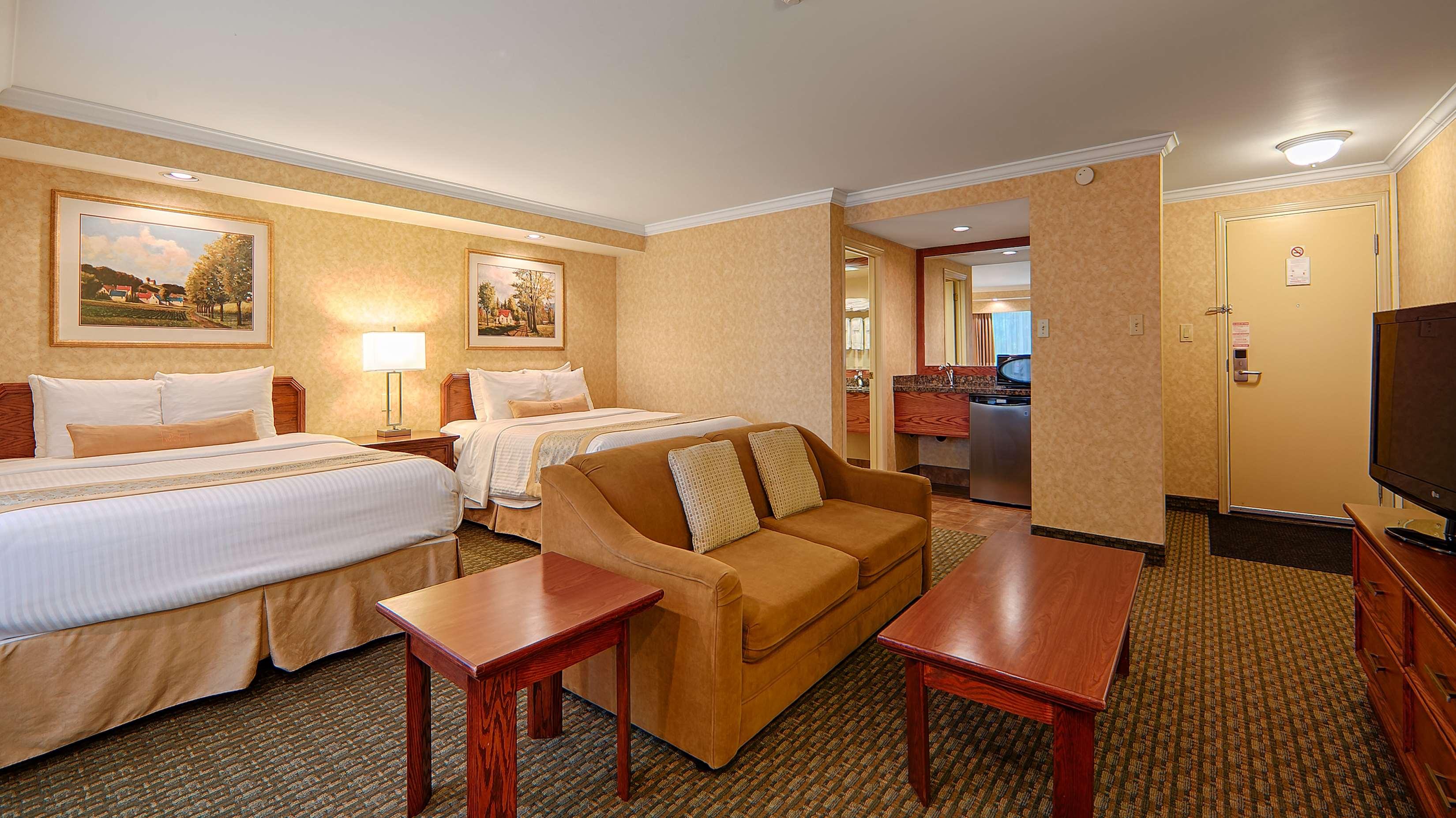 Best Western Voyageur Place Hotel