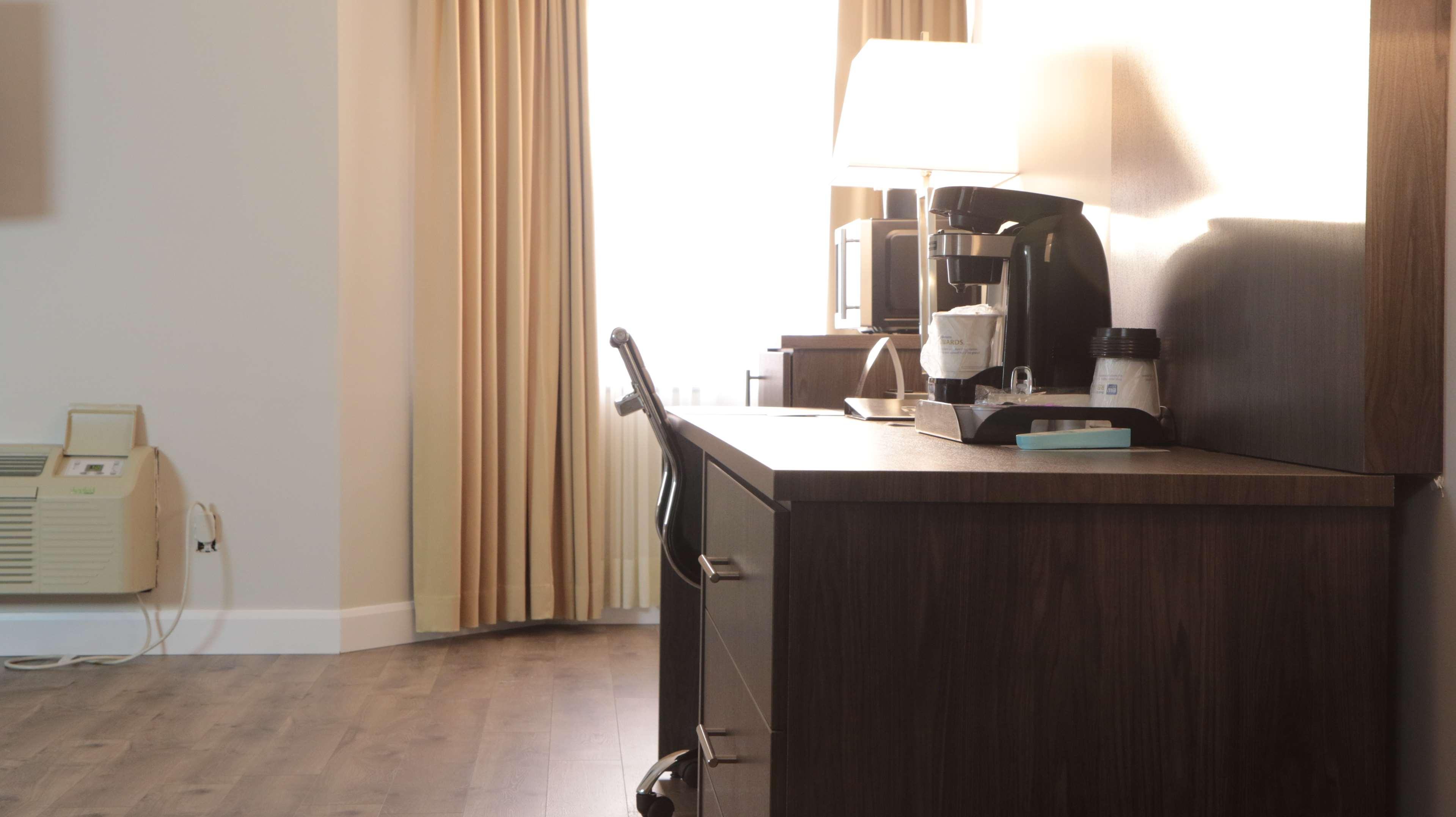 Best Western Laval-Montreal