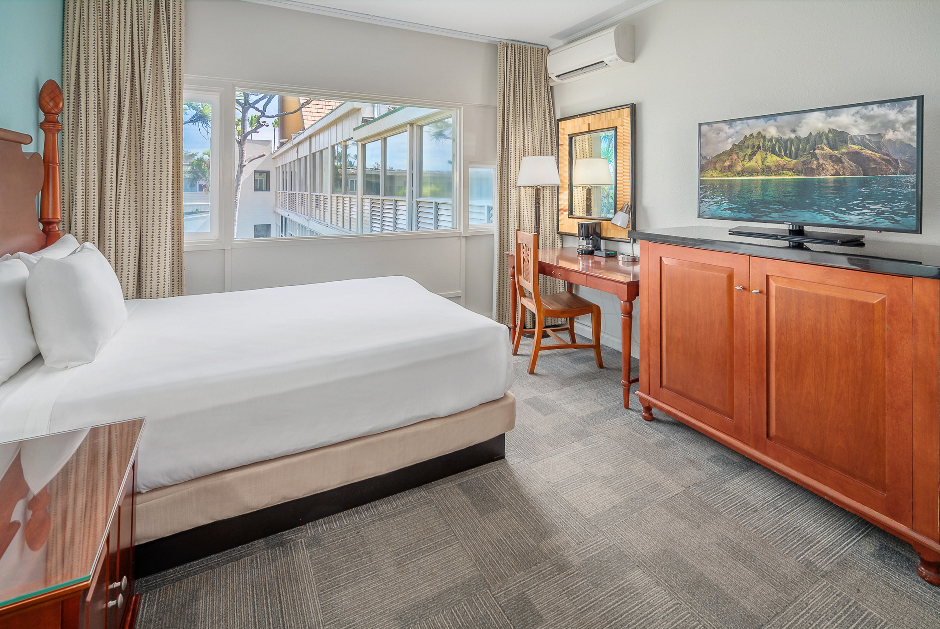 Maui Beach Hotel
