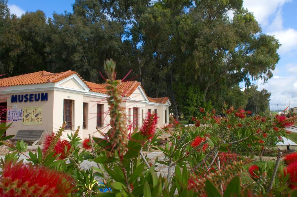 Arethousa Hotel