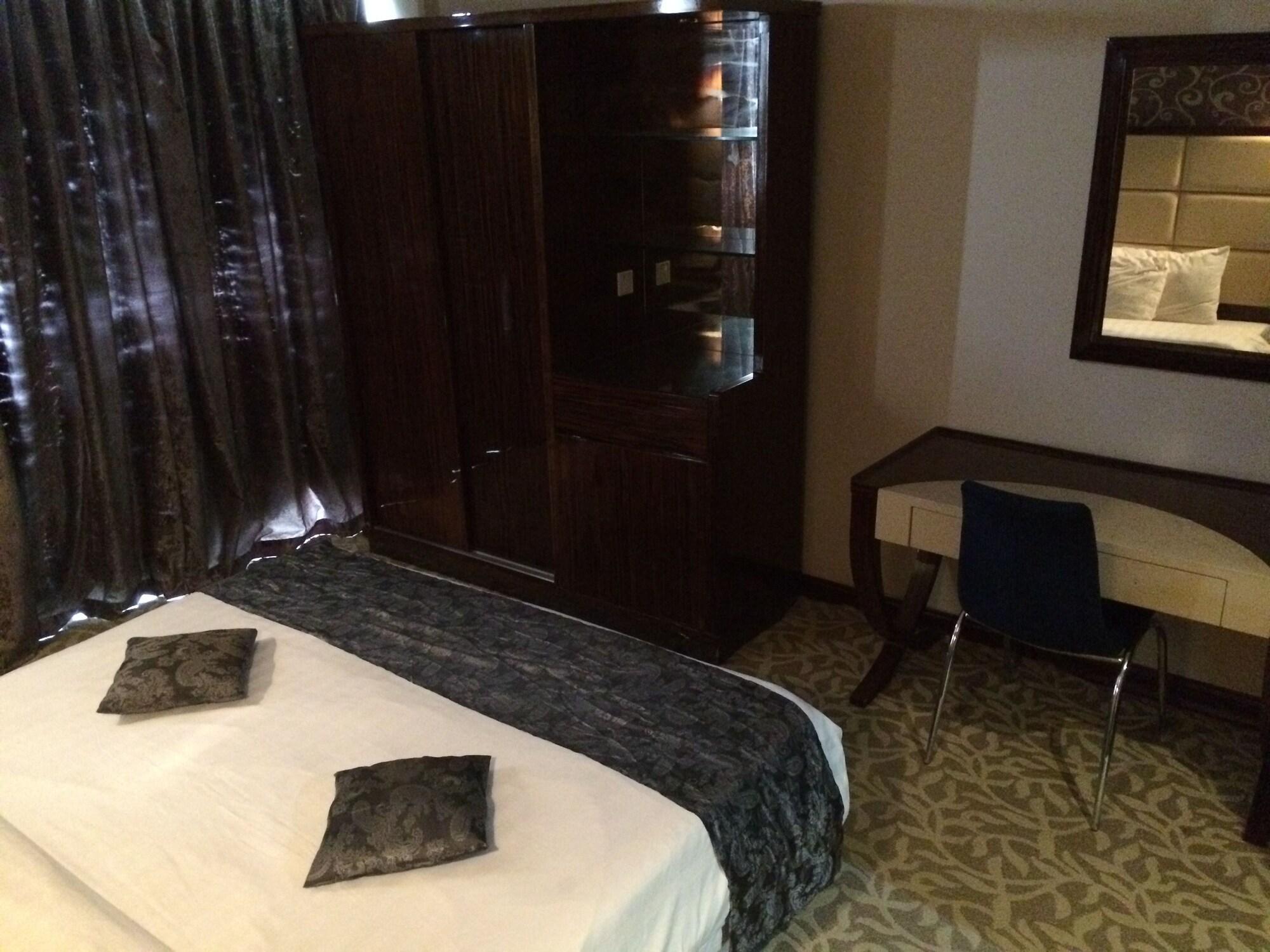 Imperial Suite