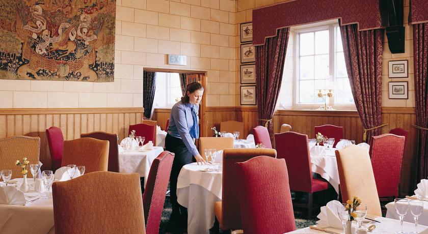 Stirling Highland Hotel by null