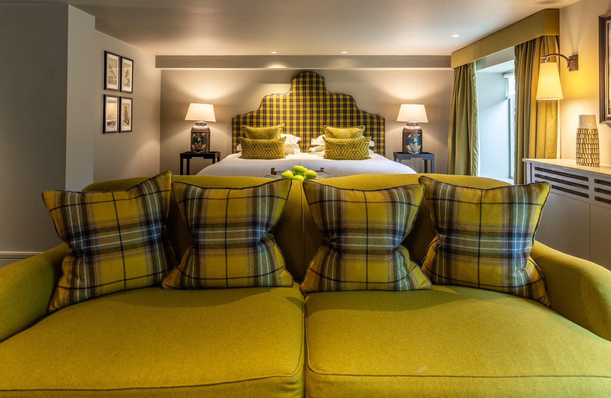 The Lygon Arms by null