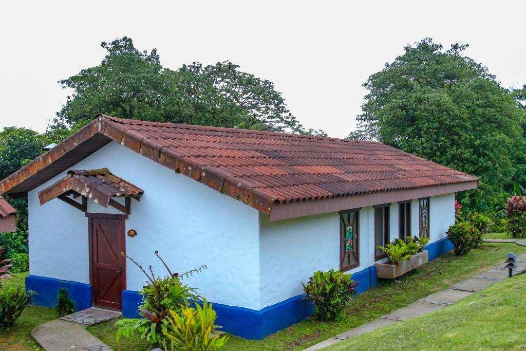 Villa Blanca Cloud Forest Hotel + Retreat by null