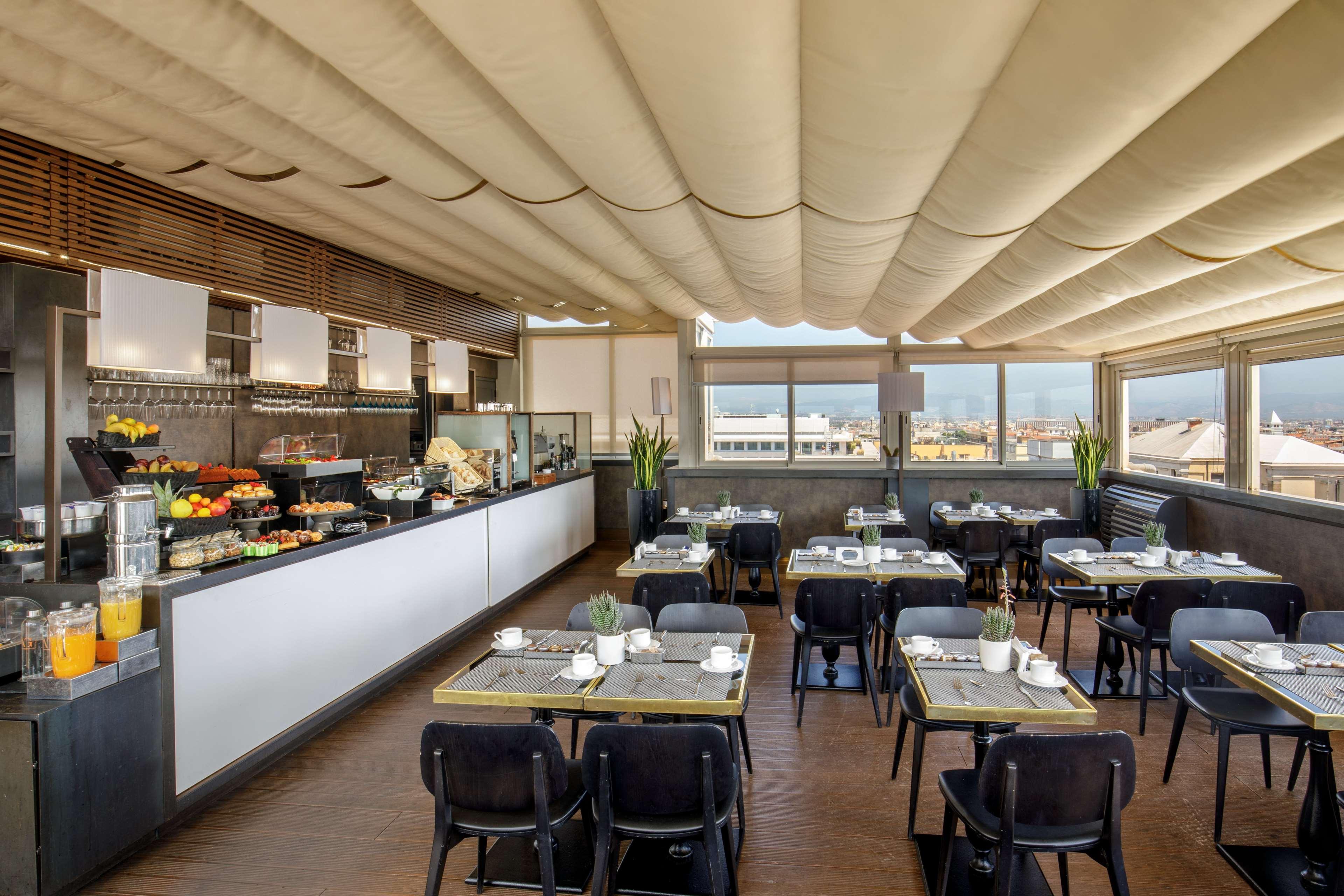 The Independent Hotel by null