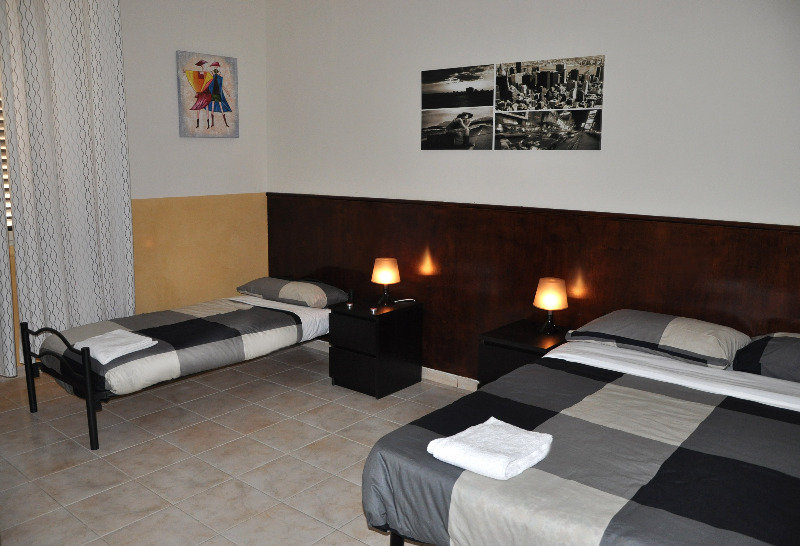 Friend House Hostel