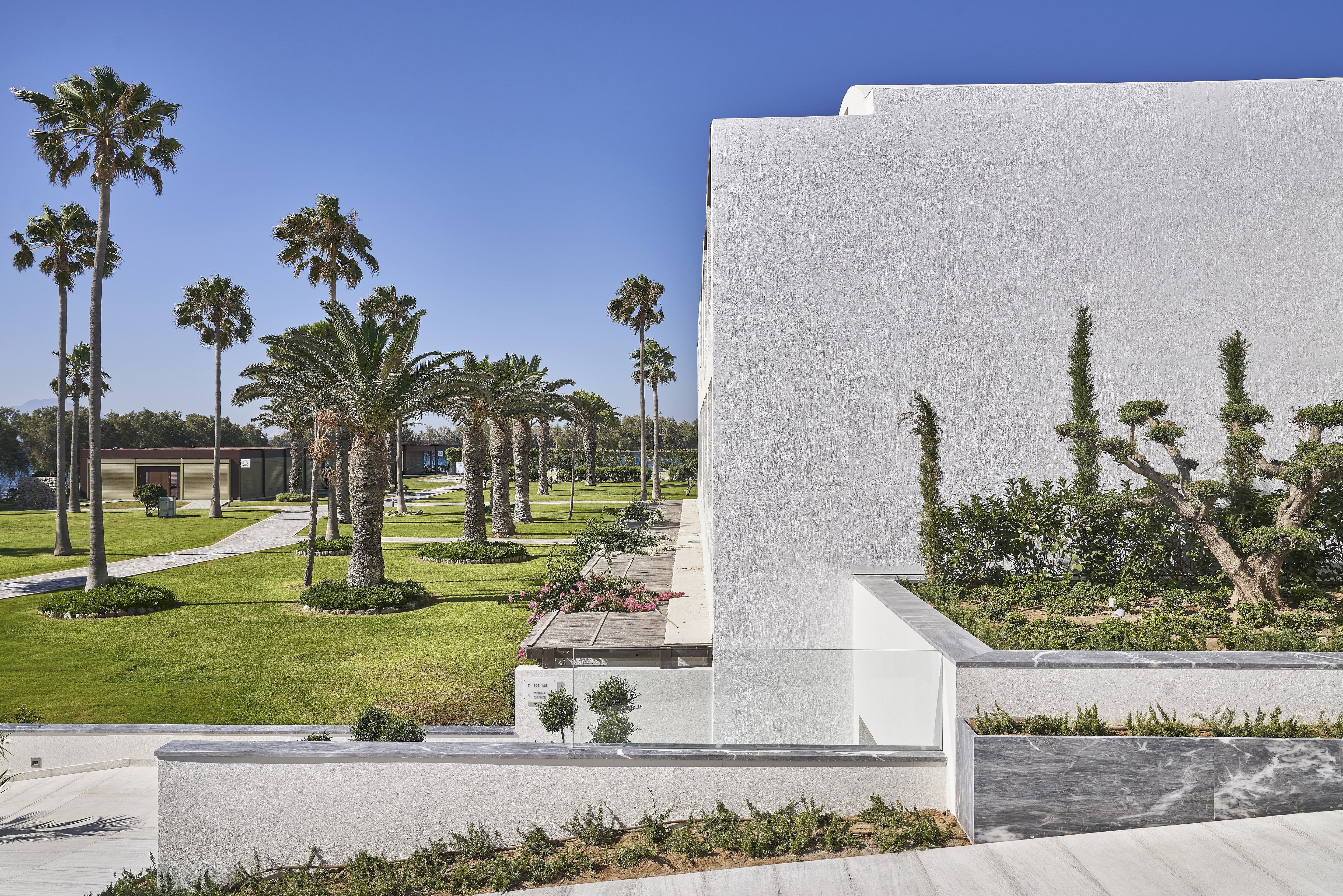 Atlantica Beach Resort - photo