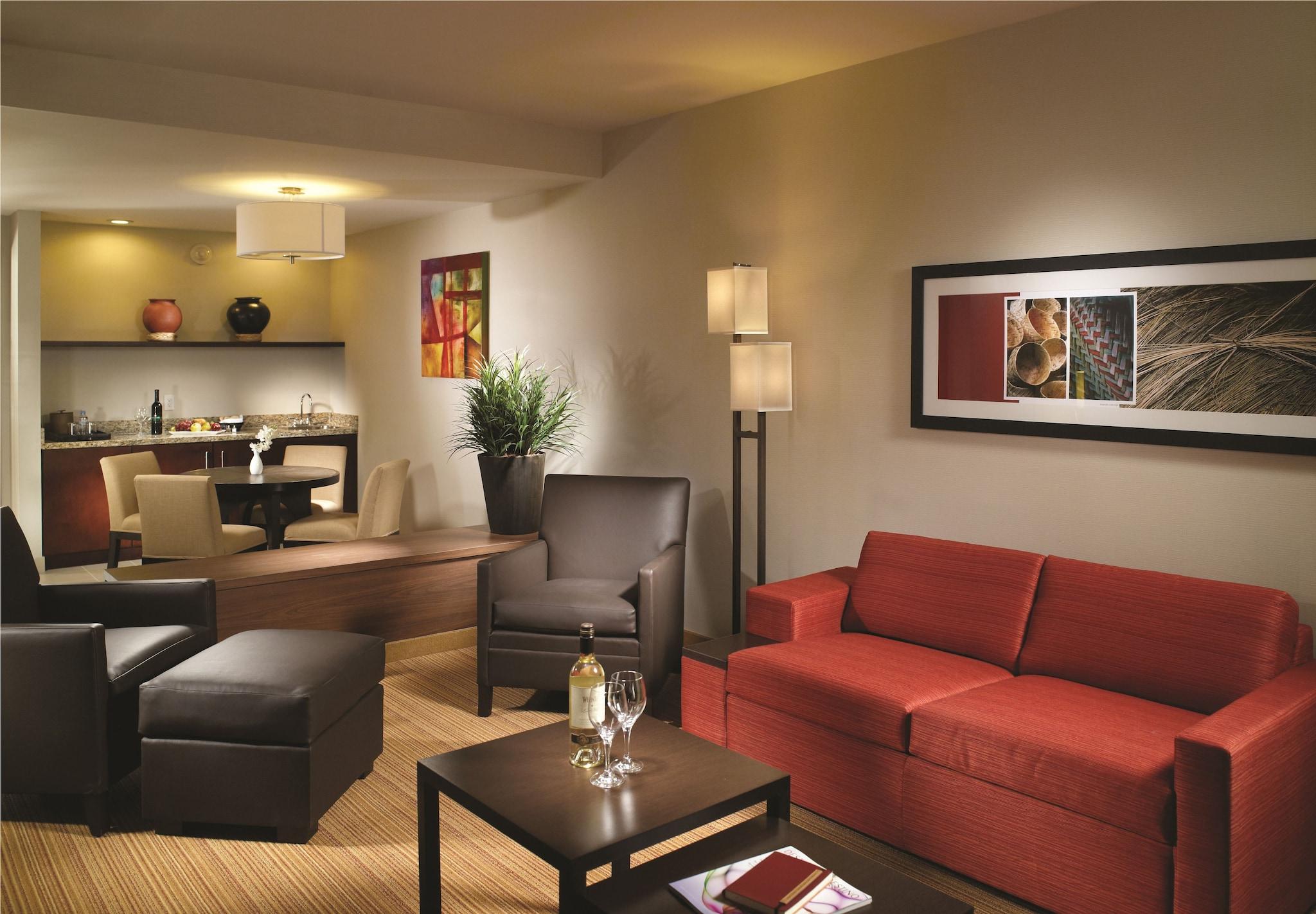 Courtyard by Marriott Mexico City Airport by null