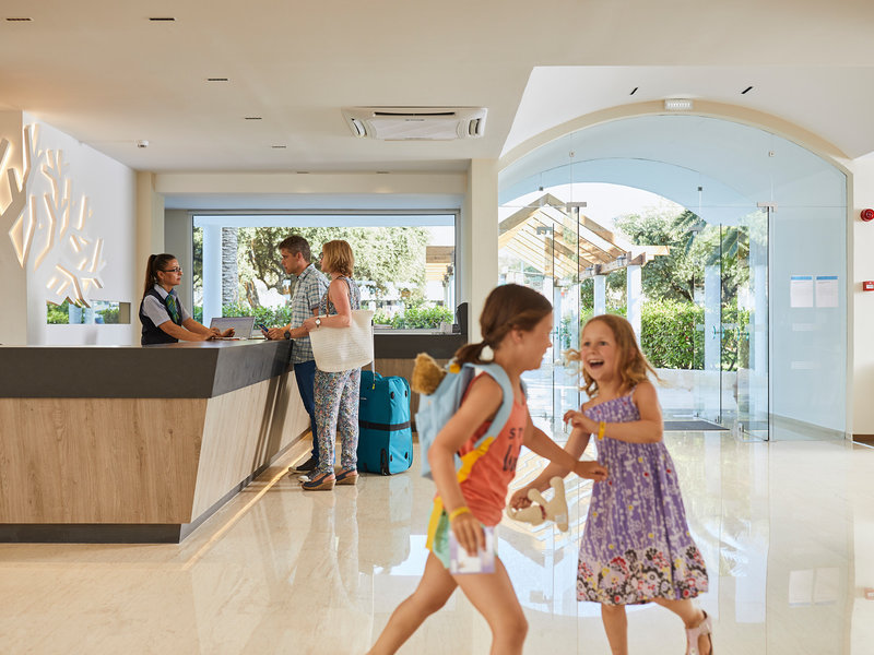 Alex Beach Hotel & Bungalows by null