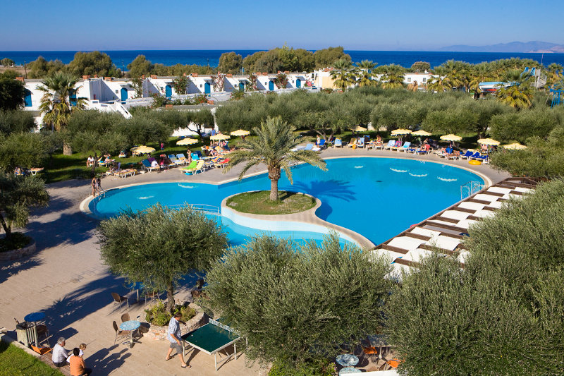 Alex Beach Hotel & Bungalows by null