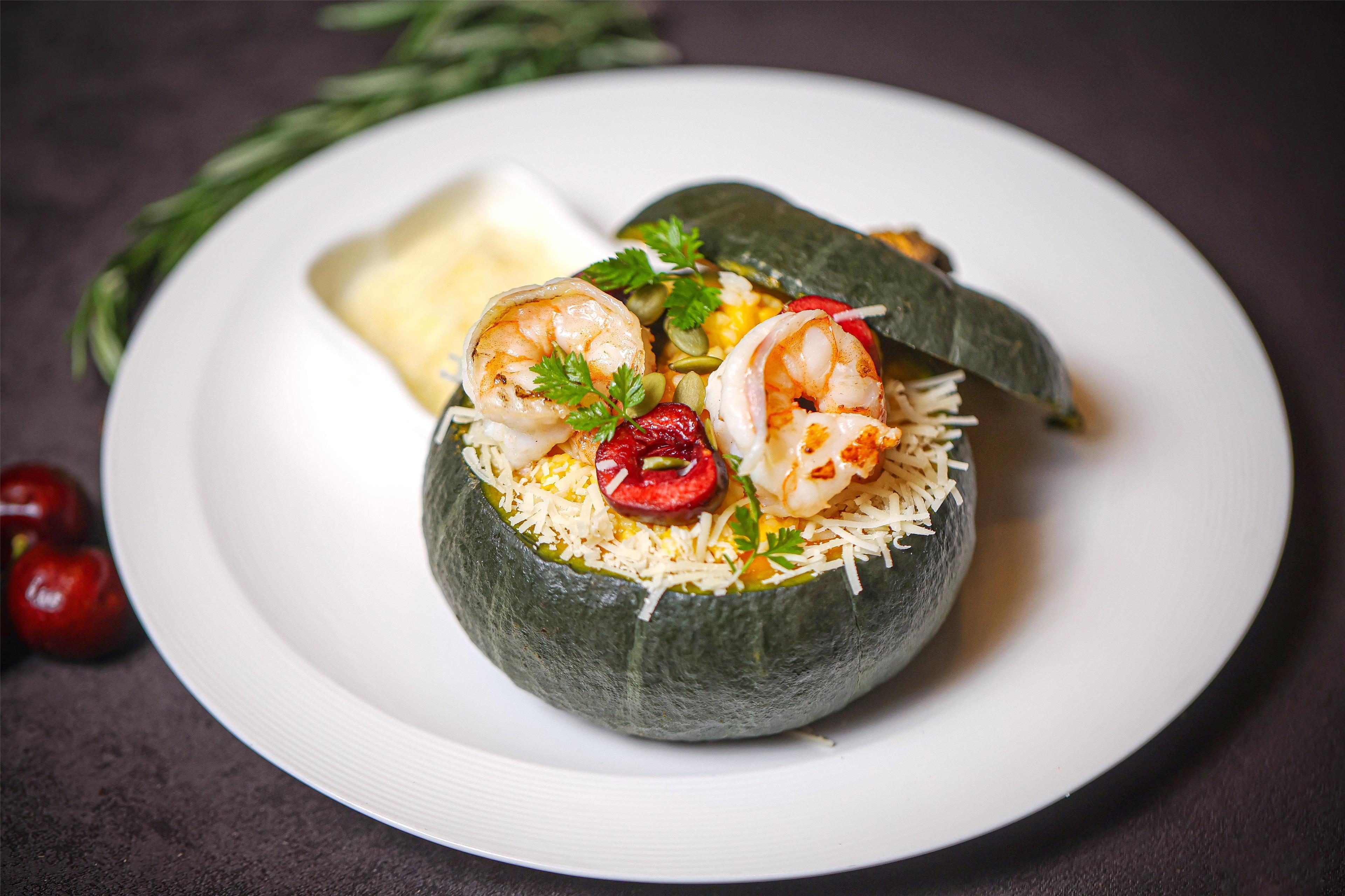 THE ONE Executive Suites managed by Kempinski - Shanghai by null