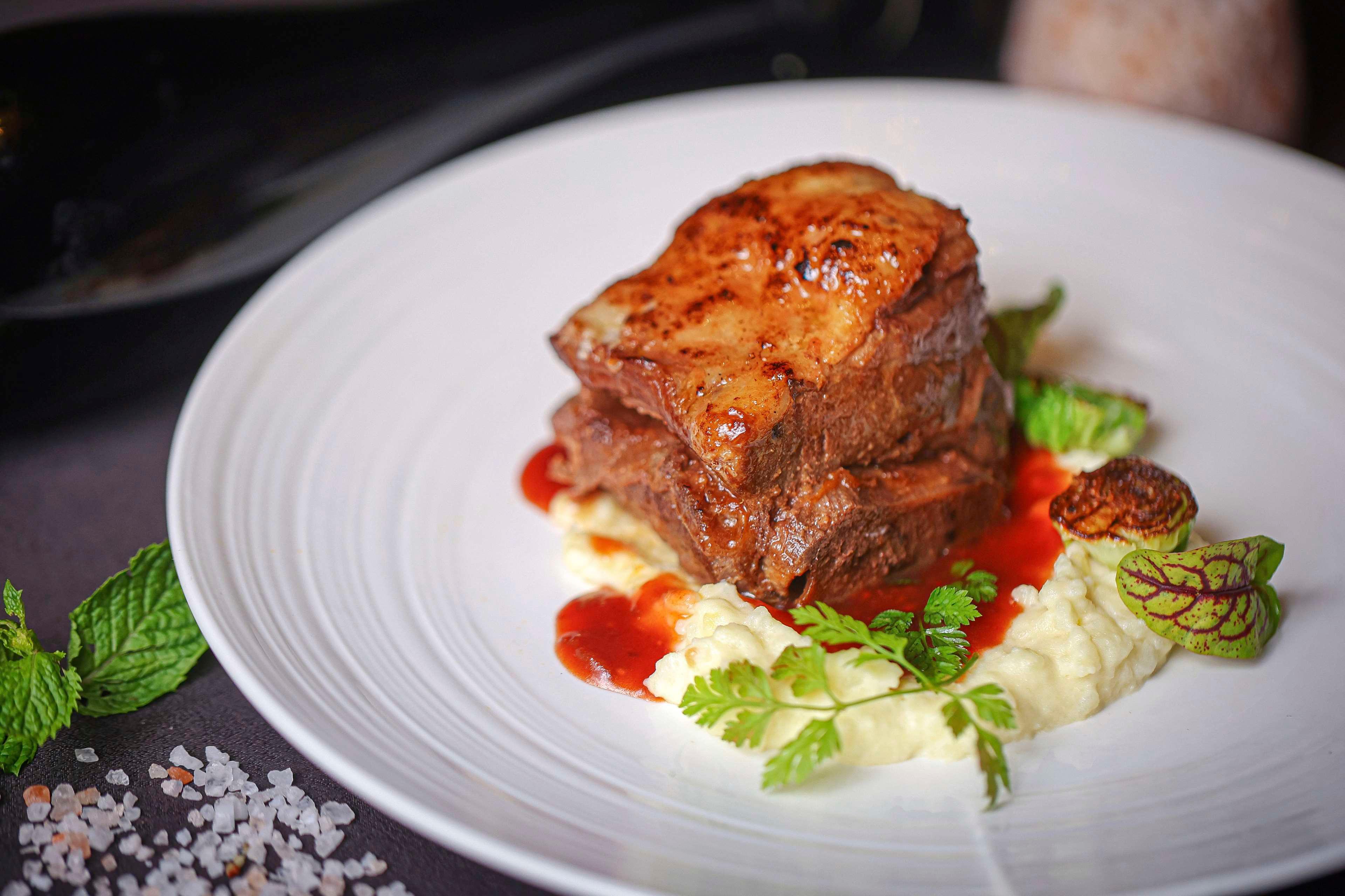 THE ONE Executive Suites managed by Kempinski - Shanghai by null