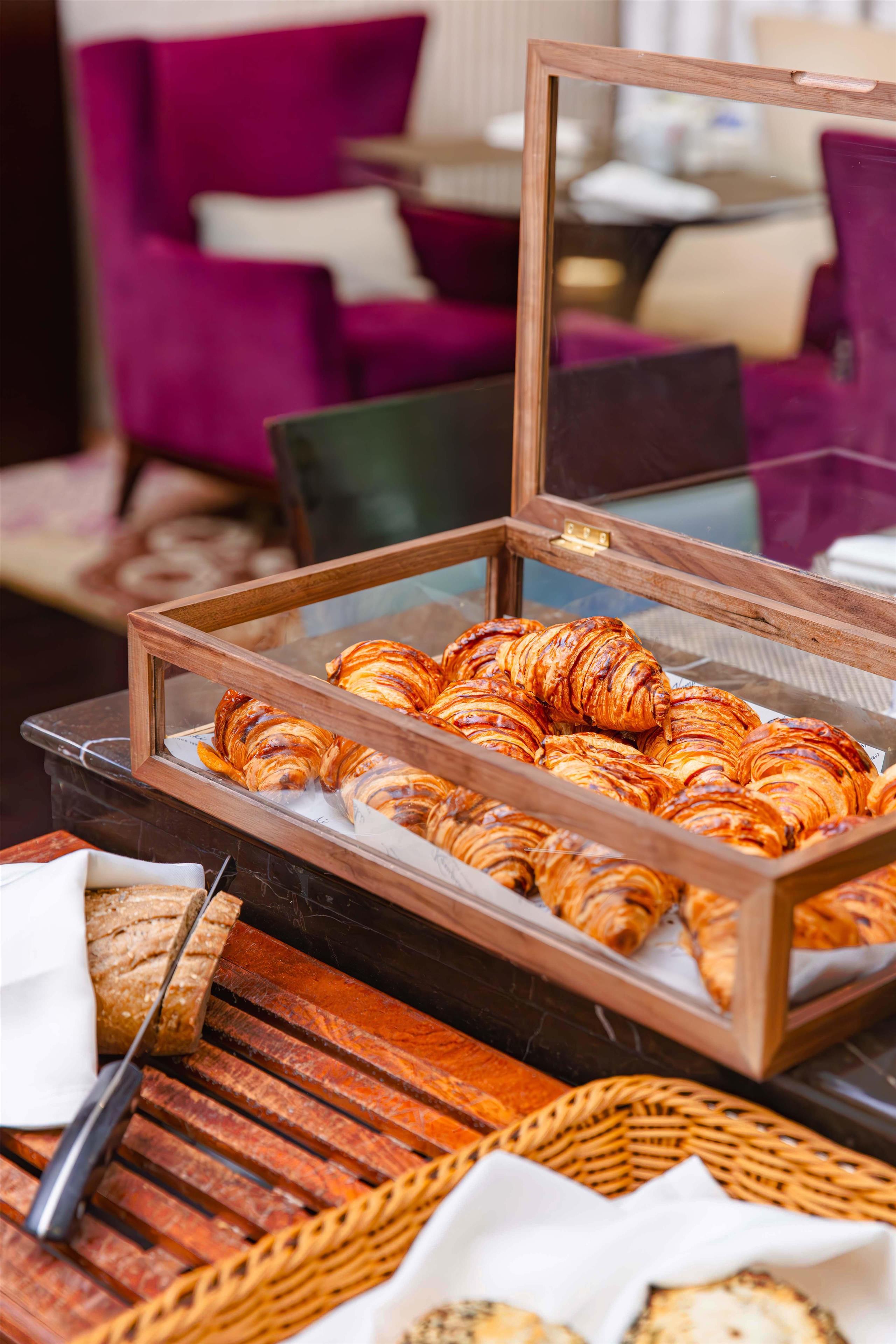 THE ONE Executive Suites managed by Kempinski - Shanghai by null