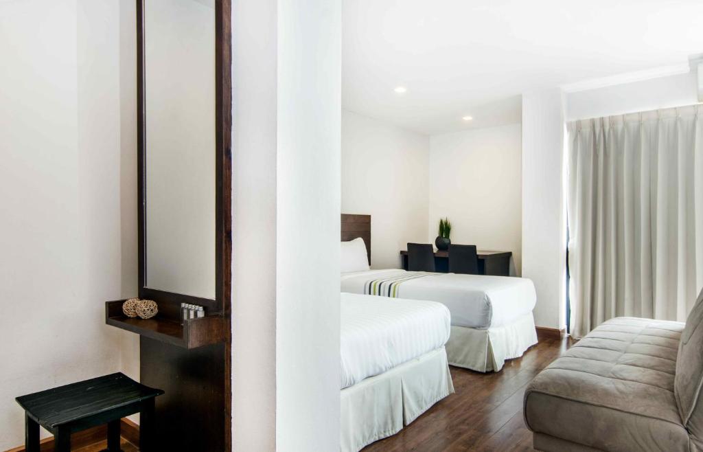 The Phoenix Hotel Bangkok