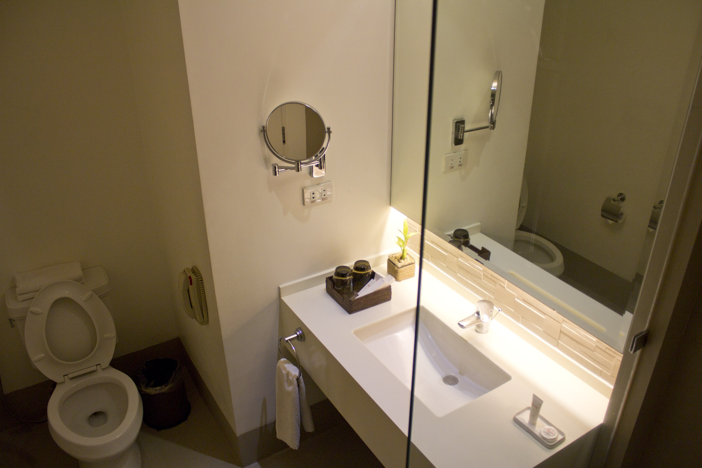 Harolds Hotel Cebu by null