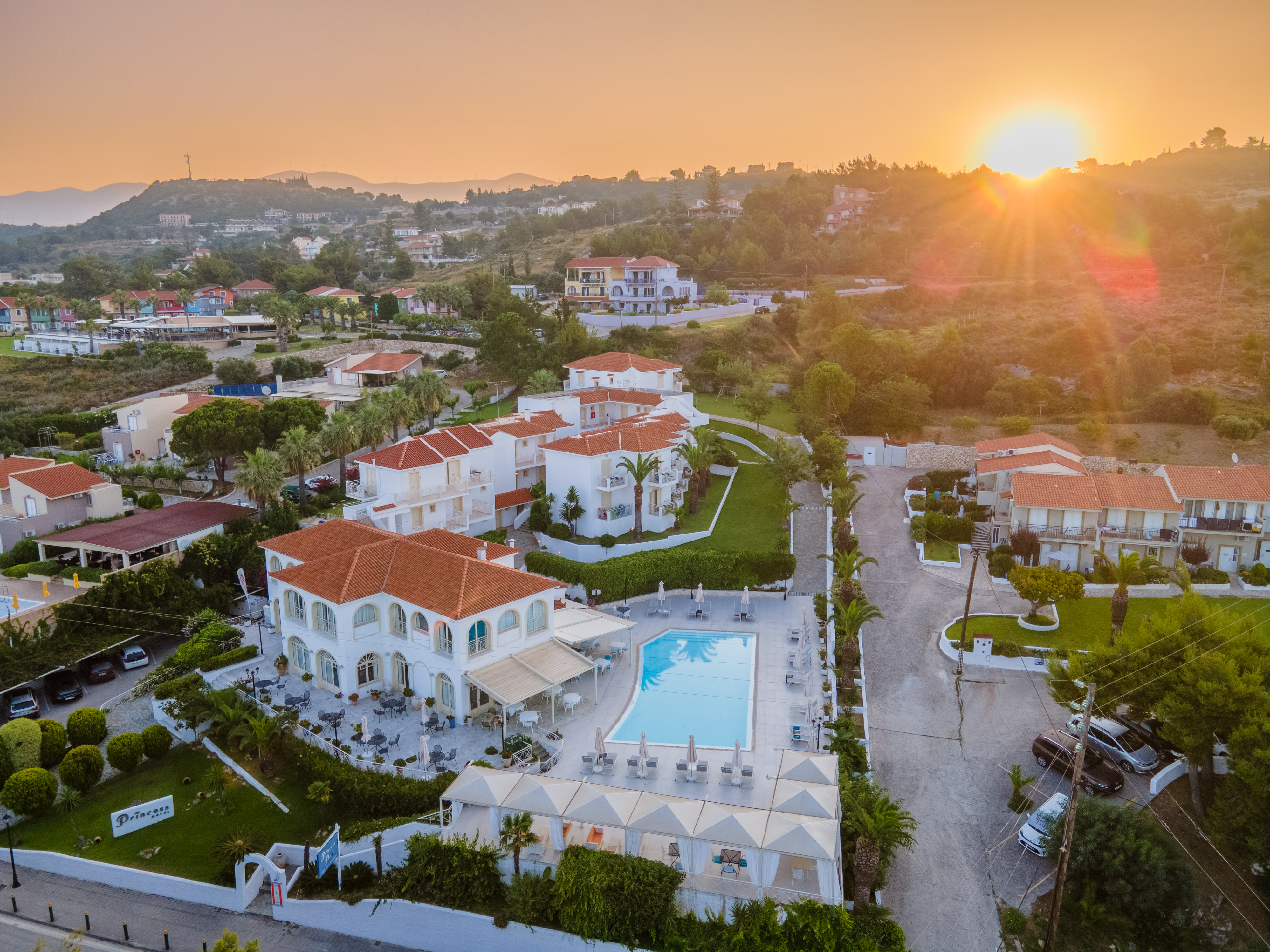 Princess Hotel - photo