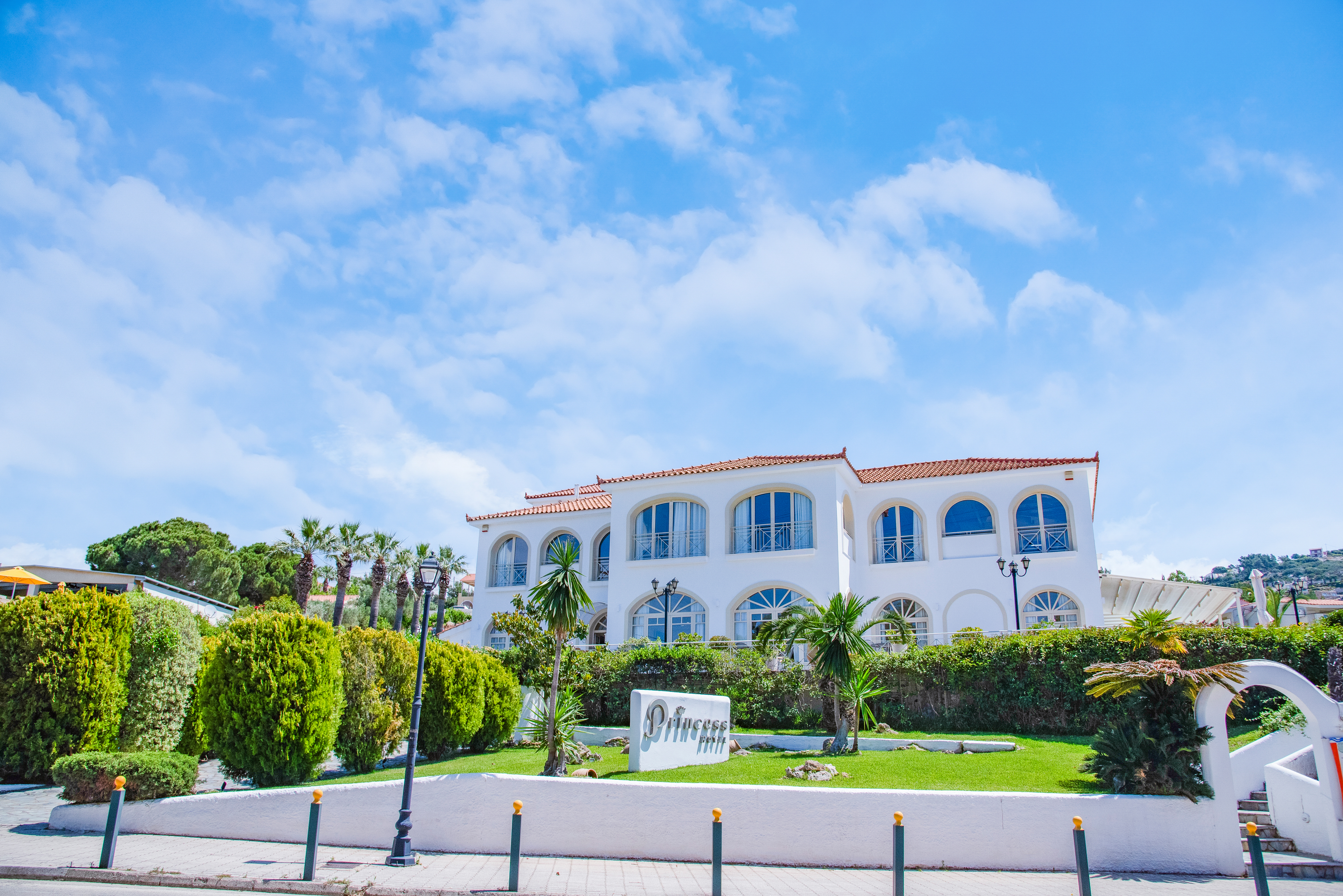 Princess Hotel - photo