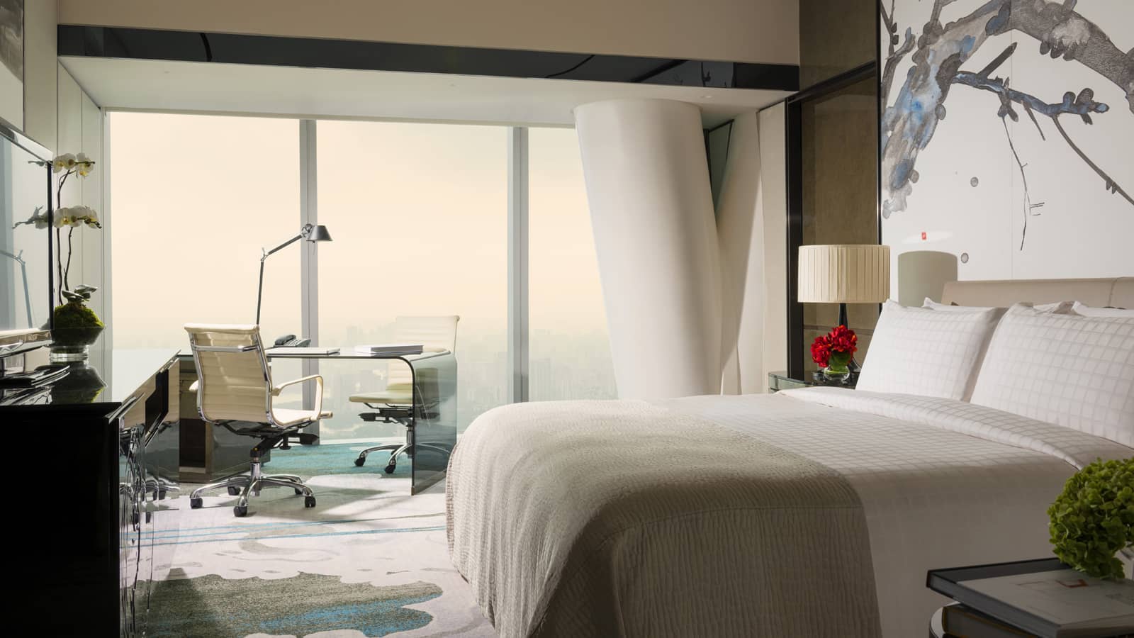 Four Seasons Hotel by null