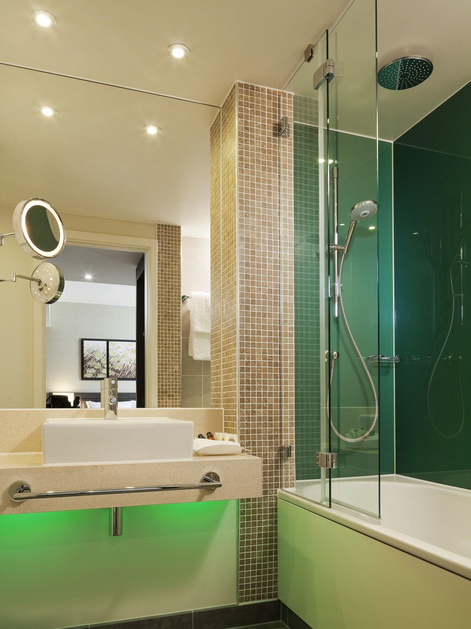 Gallery image of Holiday Inn London Whitechapel