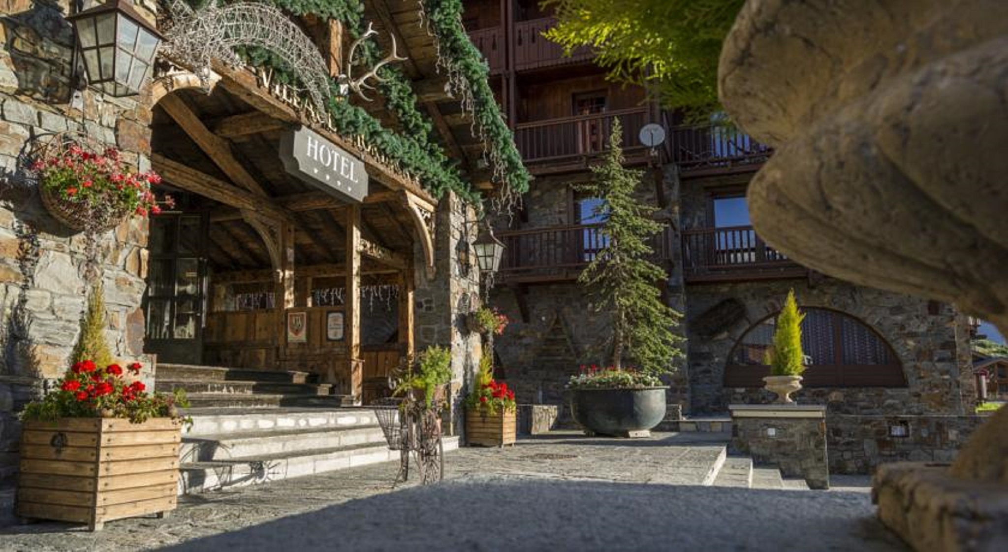 Village Montana Hotel - photo