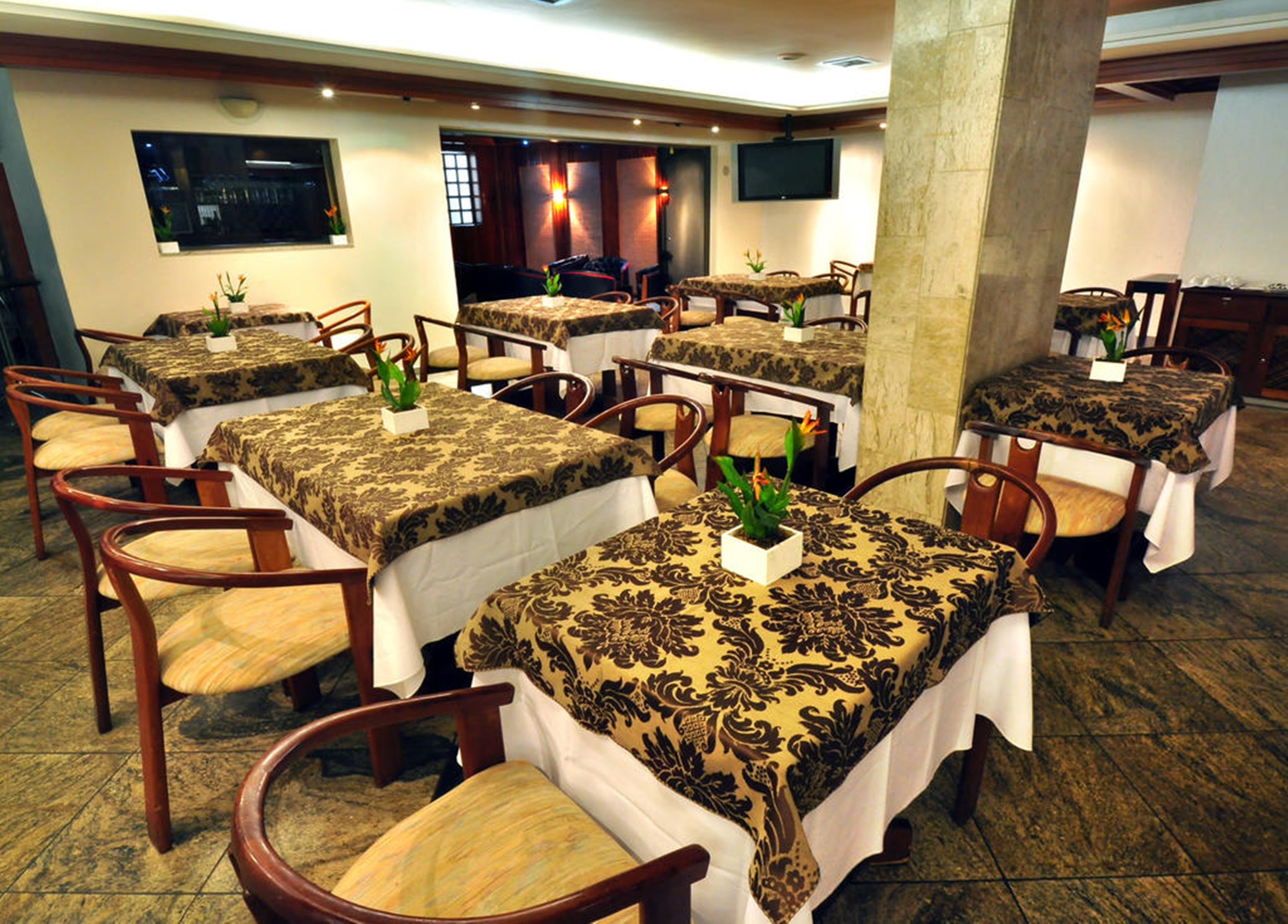 Oft Tamandare Plaza Hotel