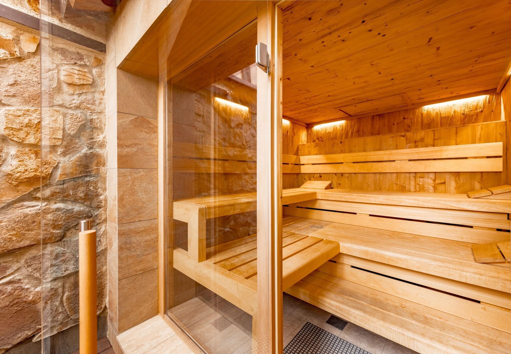 Burg Staufeneck by null