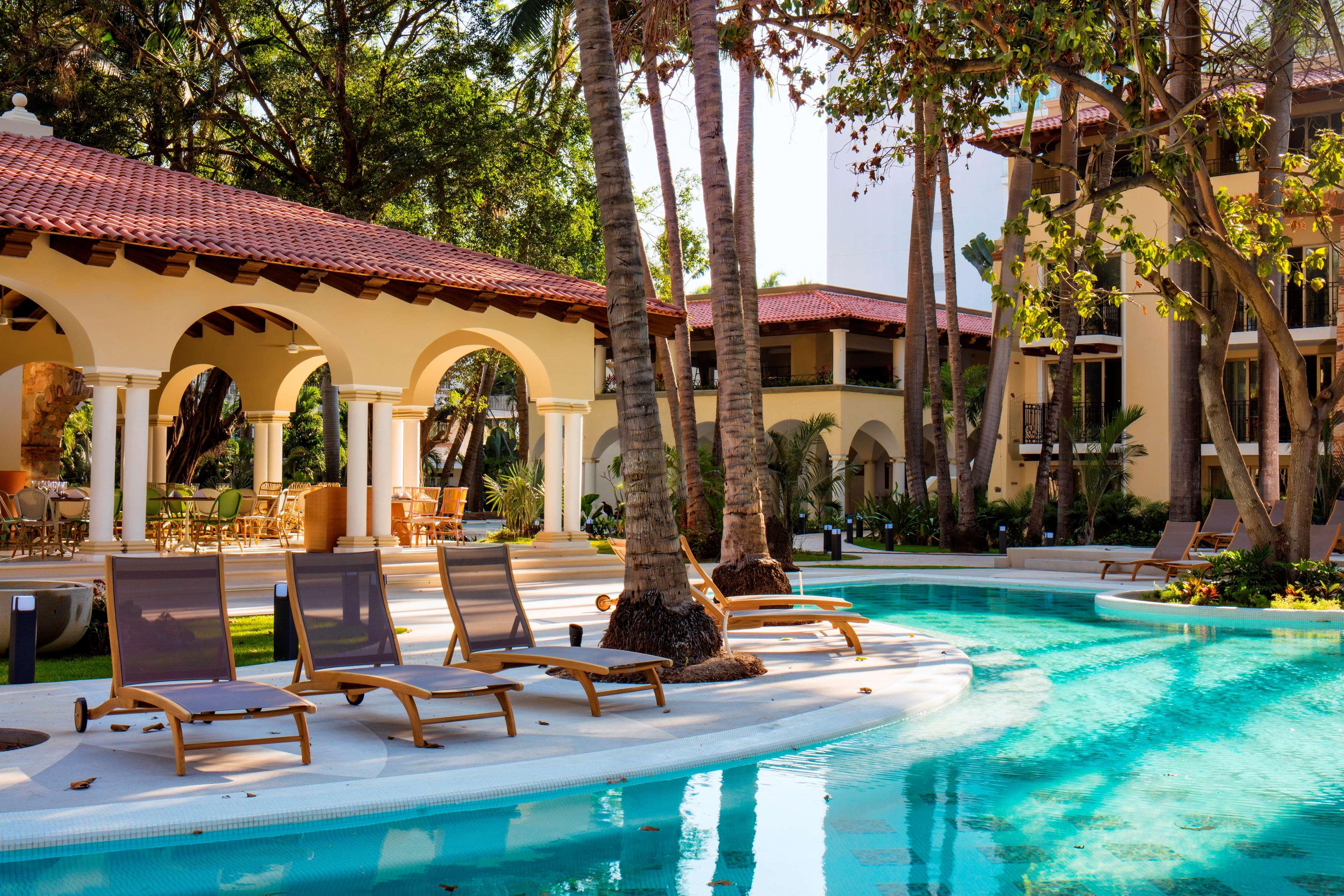 Crown Paradise Club Puerto Vallarta | Hoteles de Google