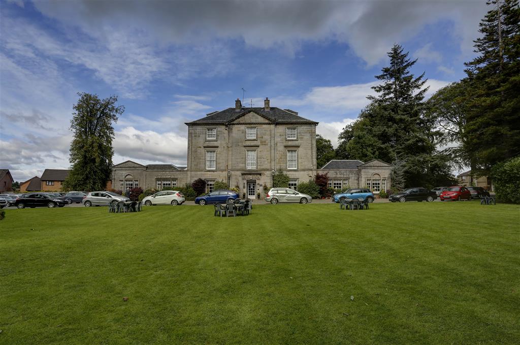 Strathaven Hotel