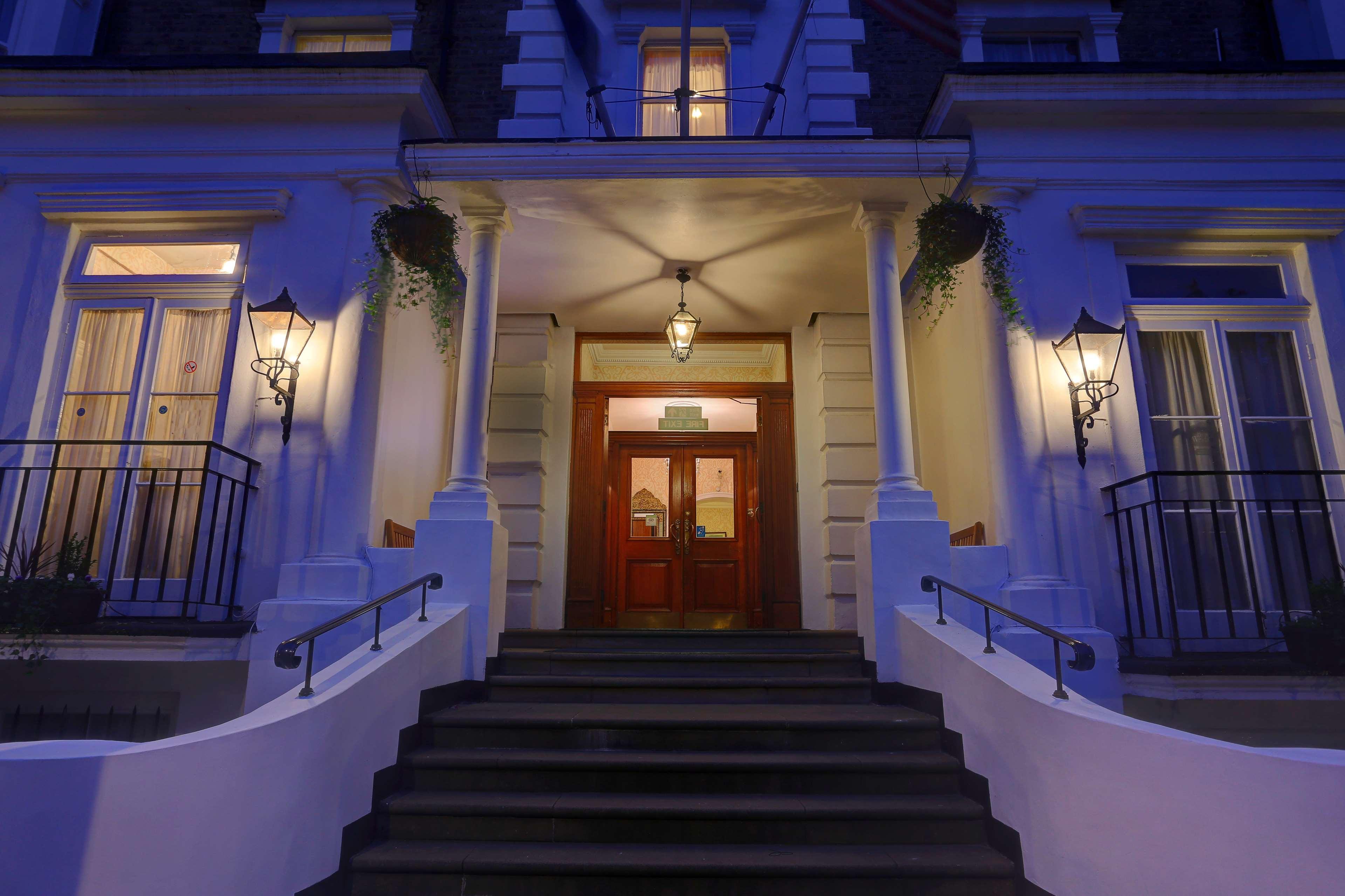Gallery image of Best Western Swiss Cottage Hotel