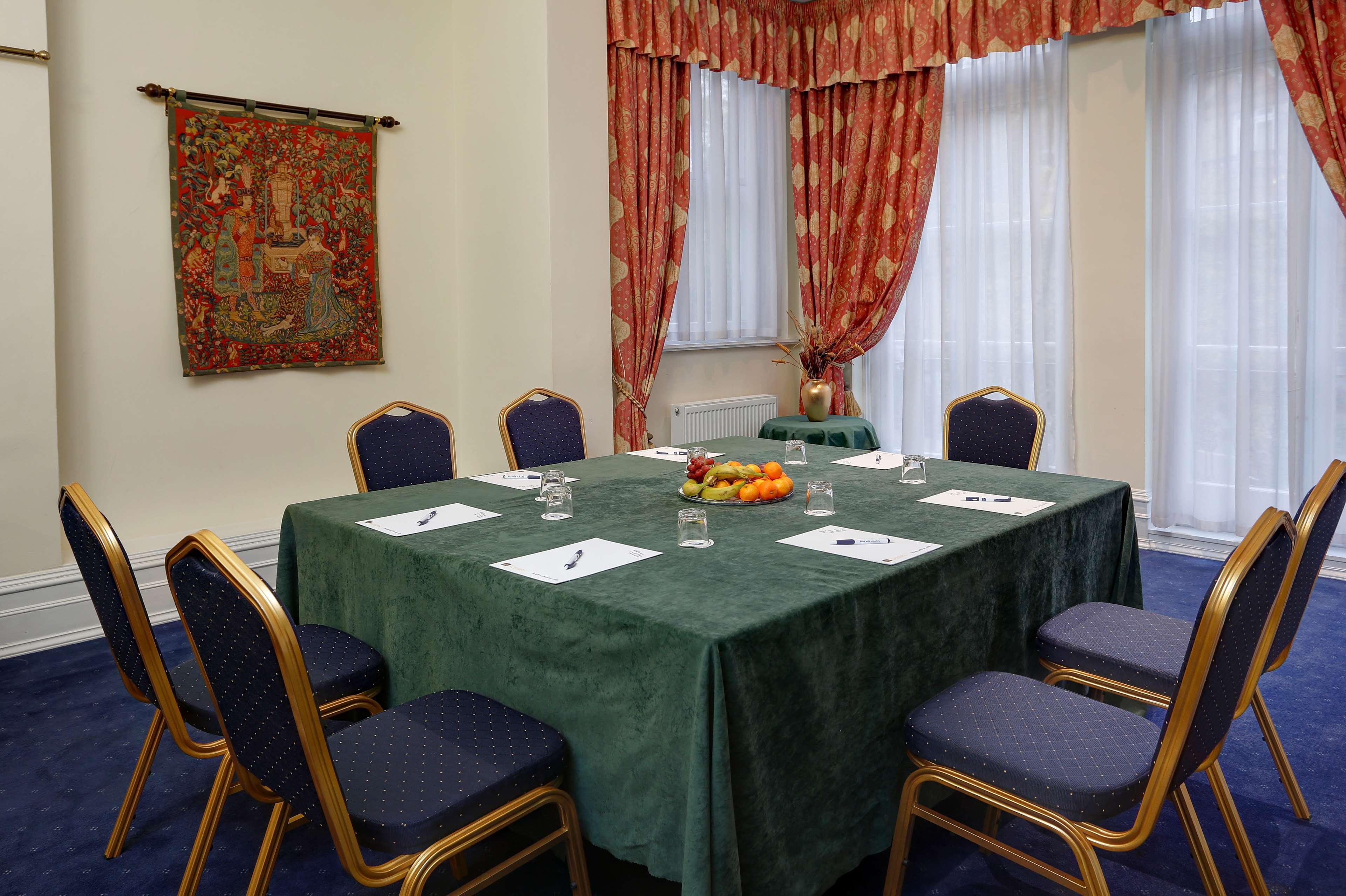 Gallery image of Best Western Swiss Cottage Hotel