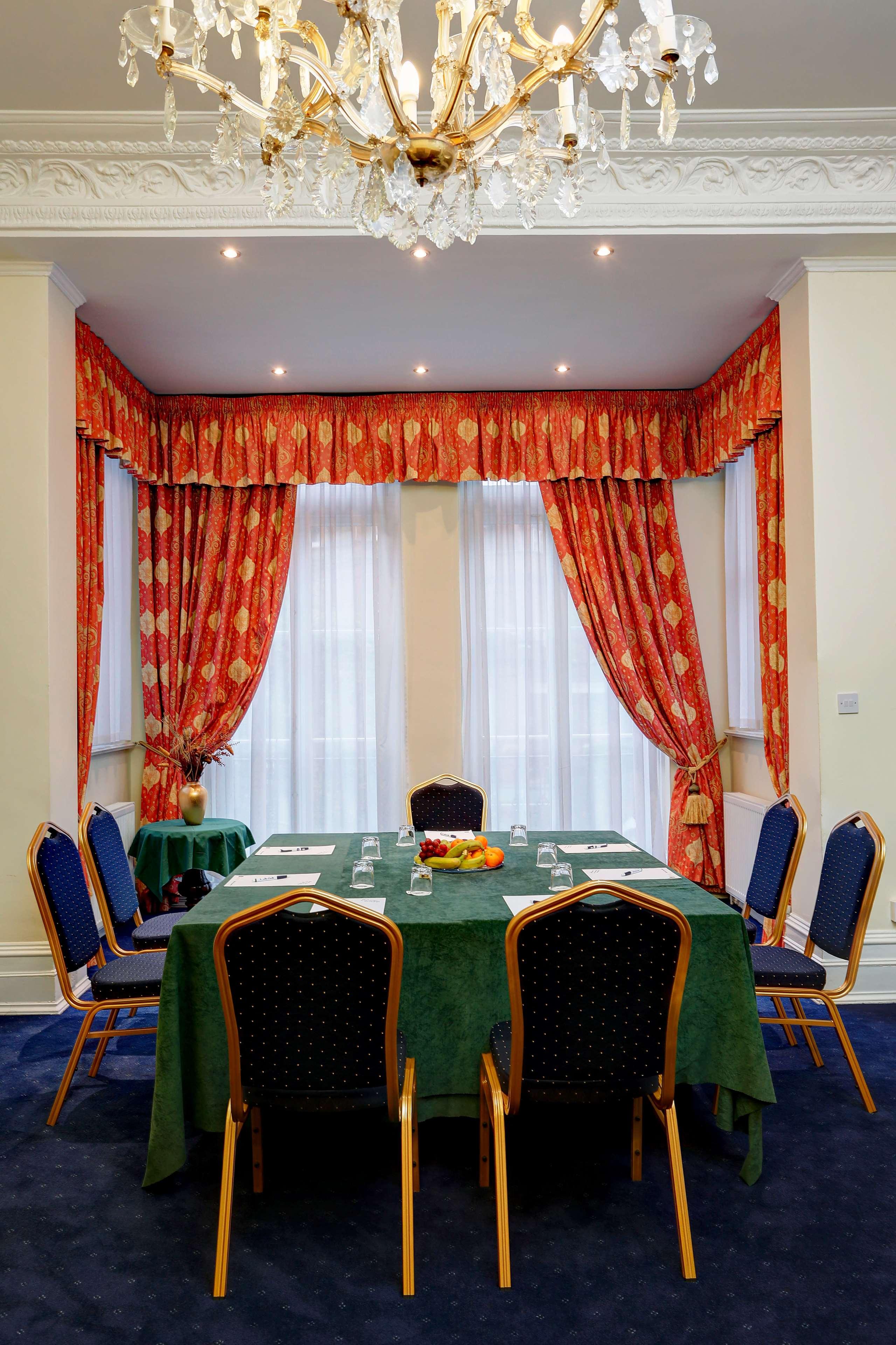 Gallery image of Best Western Swiss Cottage Hotel