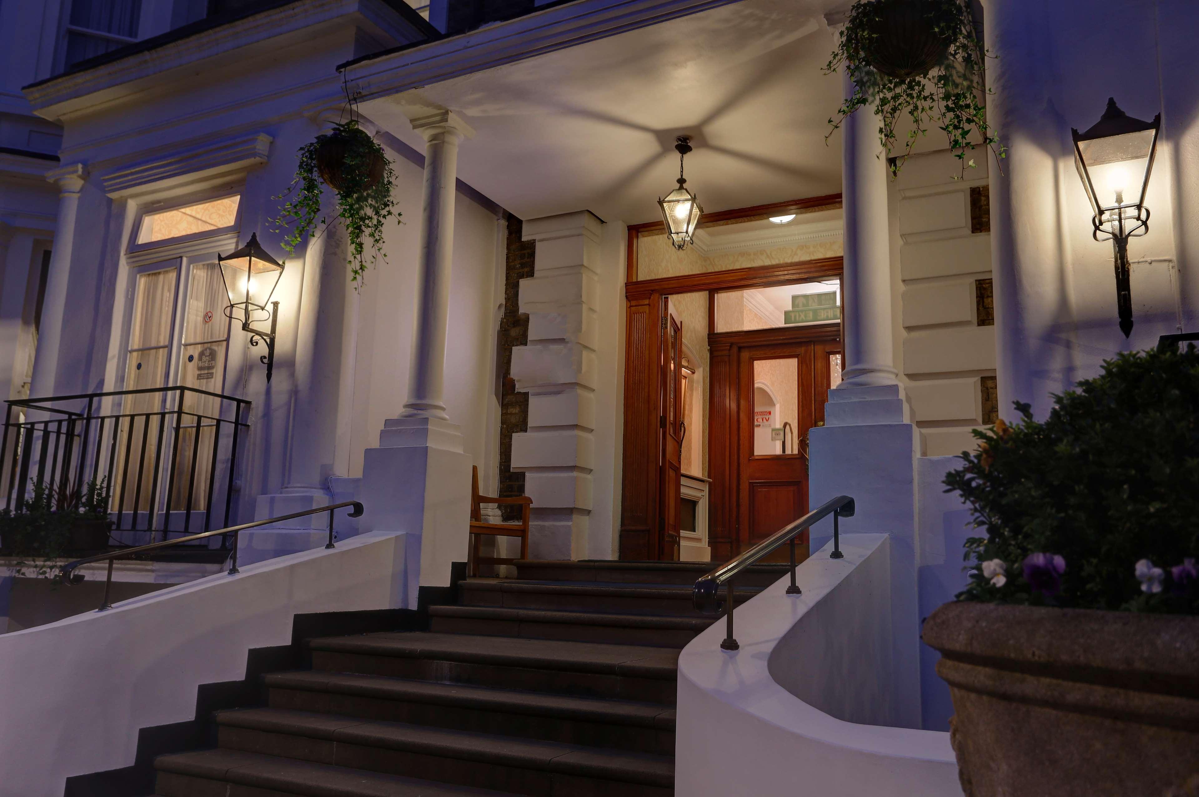 Gallery image of Best Western Swiss Cottage Hotel
