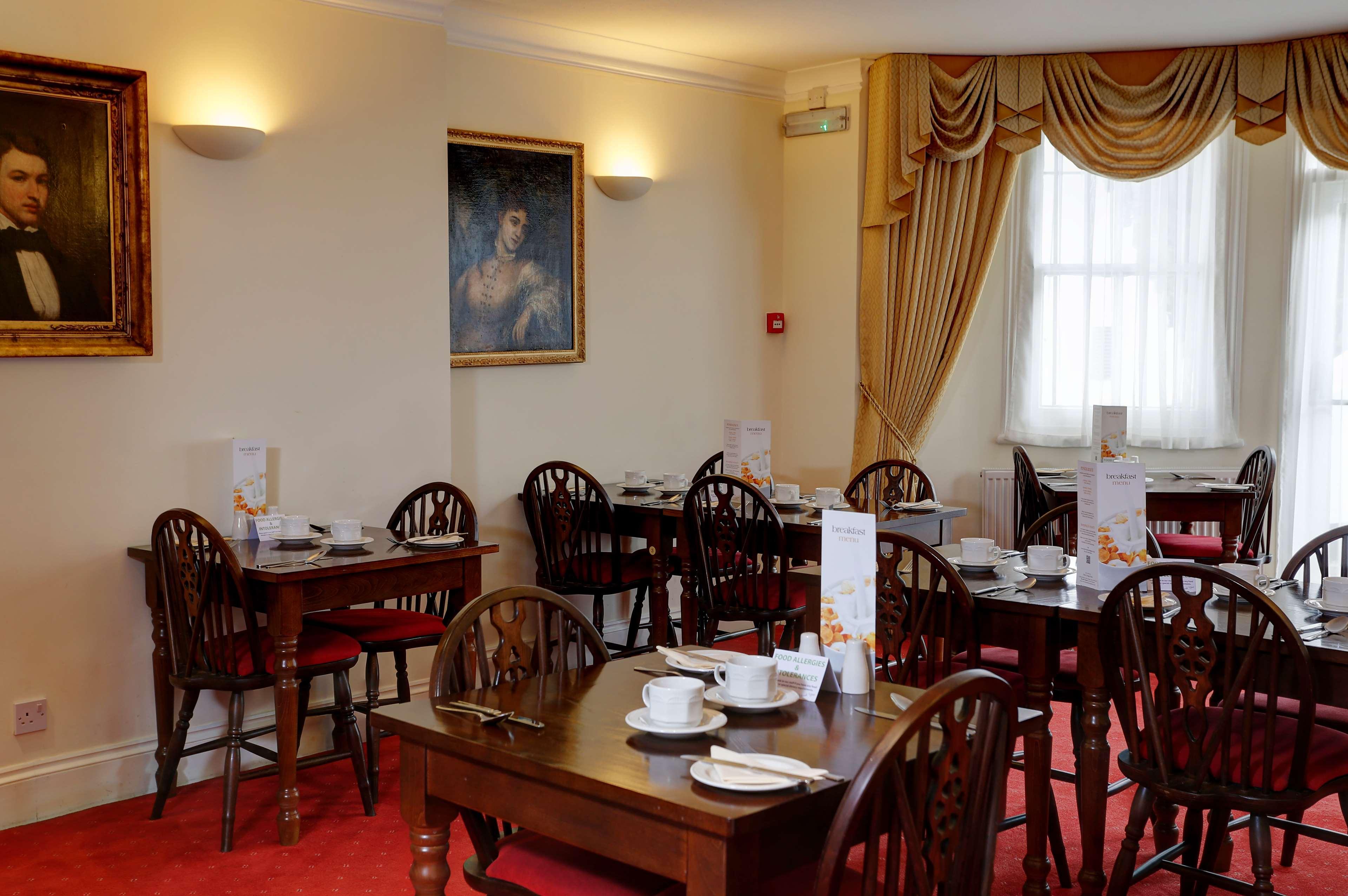 Gallery image of Best Western Swiss Cottage Hotel