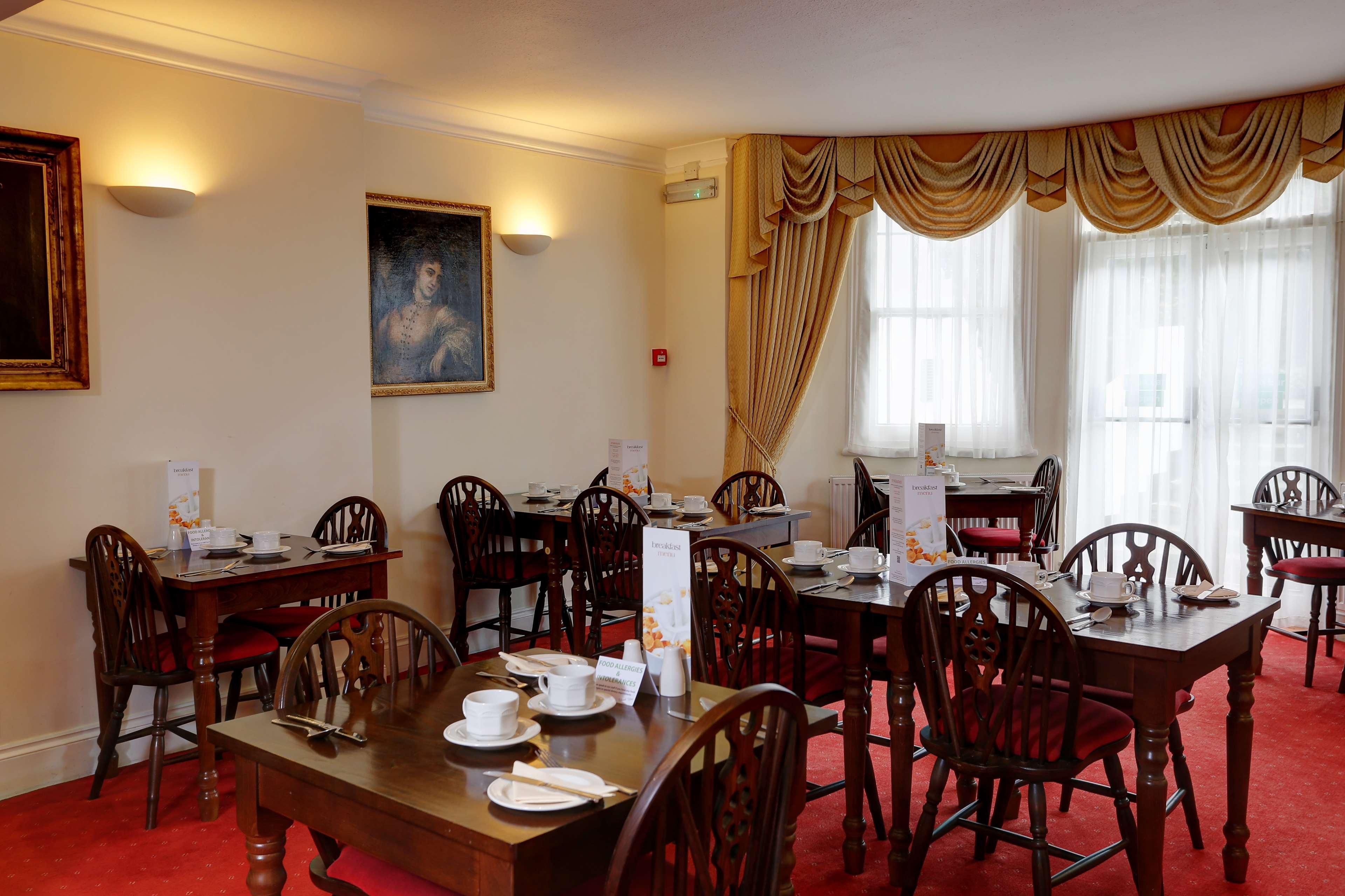 Gallery image of Best Western Swiss Cottage Hotel