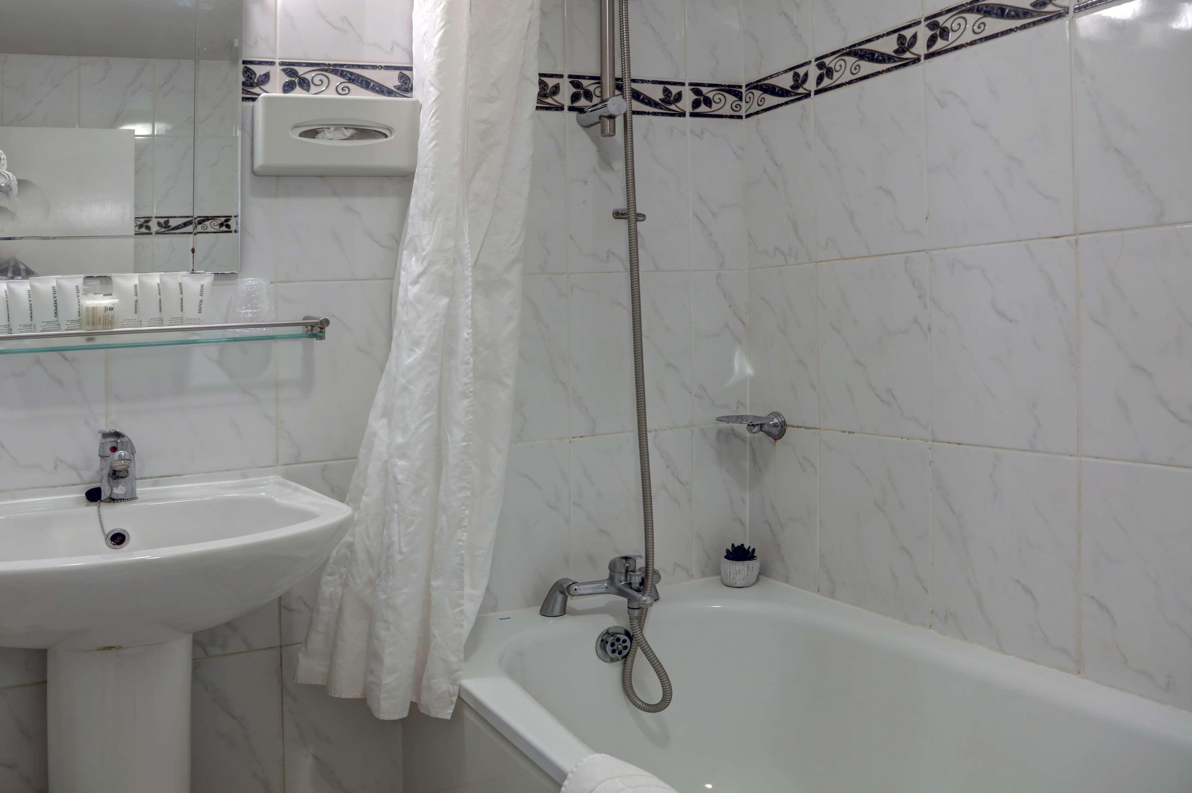 Gallery image of Best Western Swiss Cottage Hotel