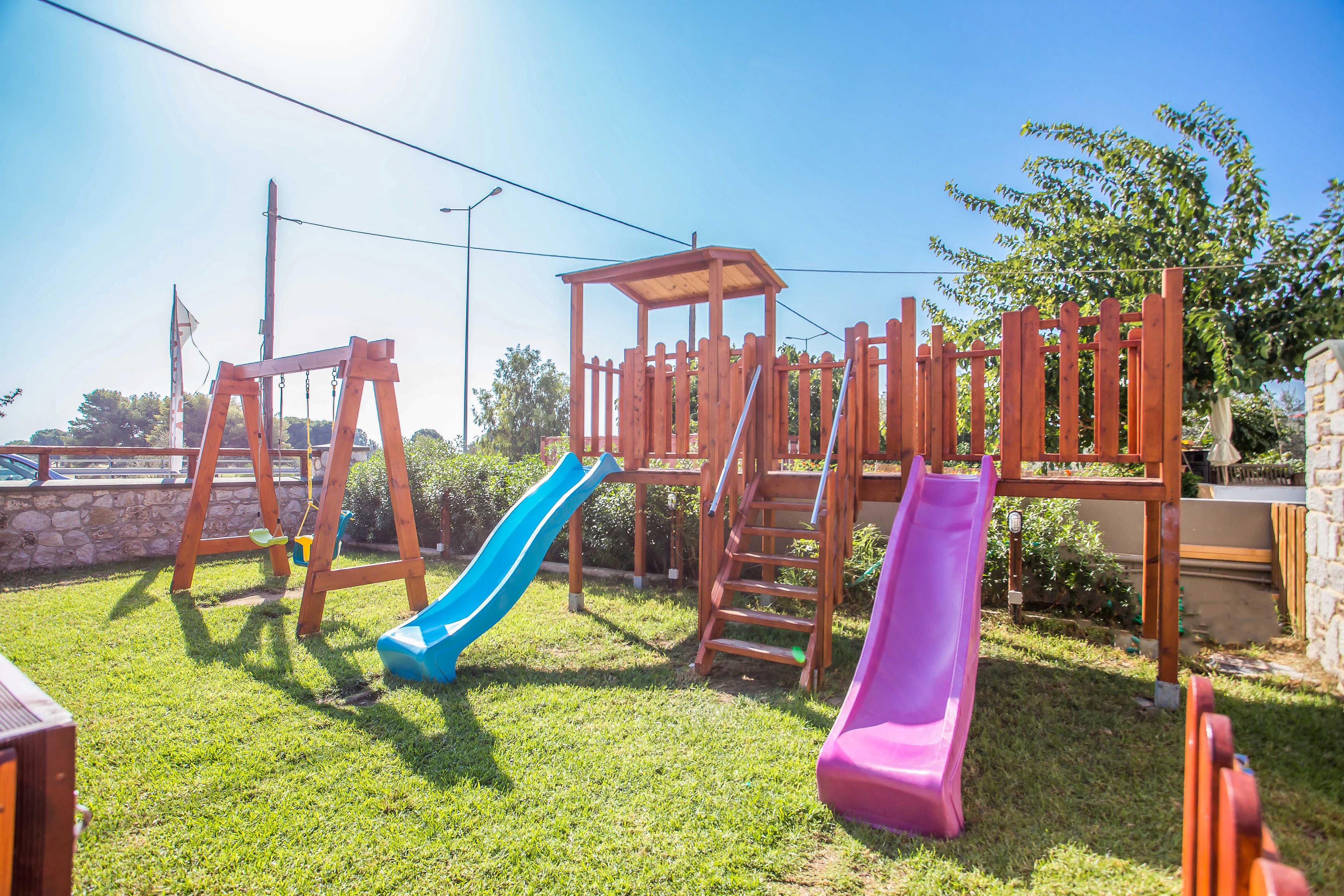 Georgia Apartments - photo