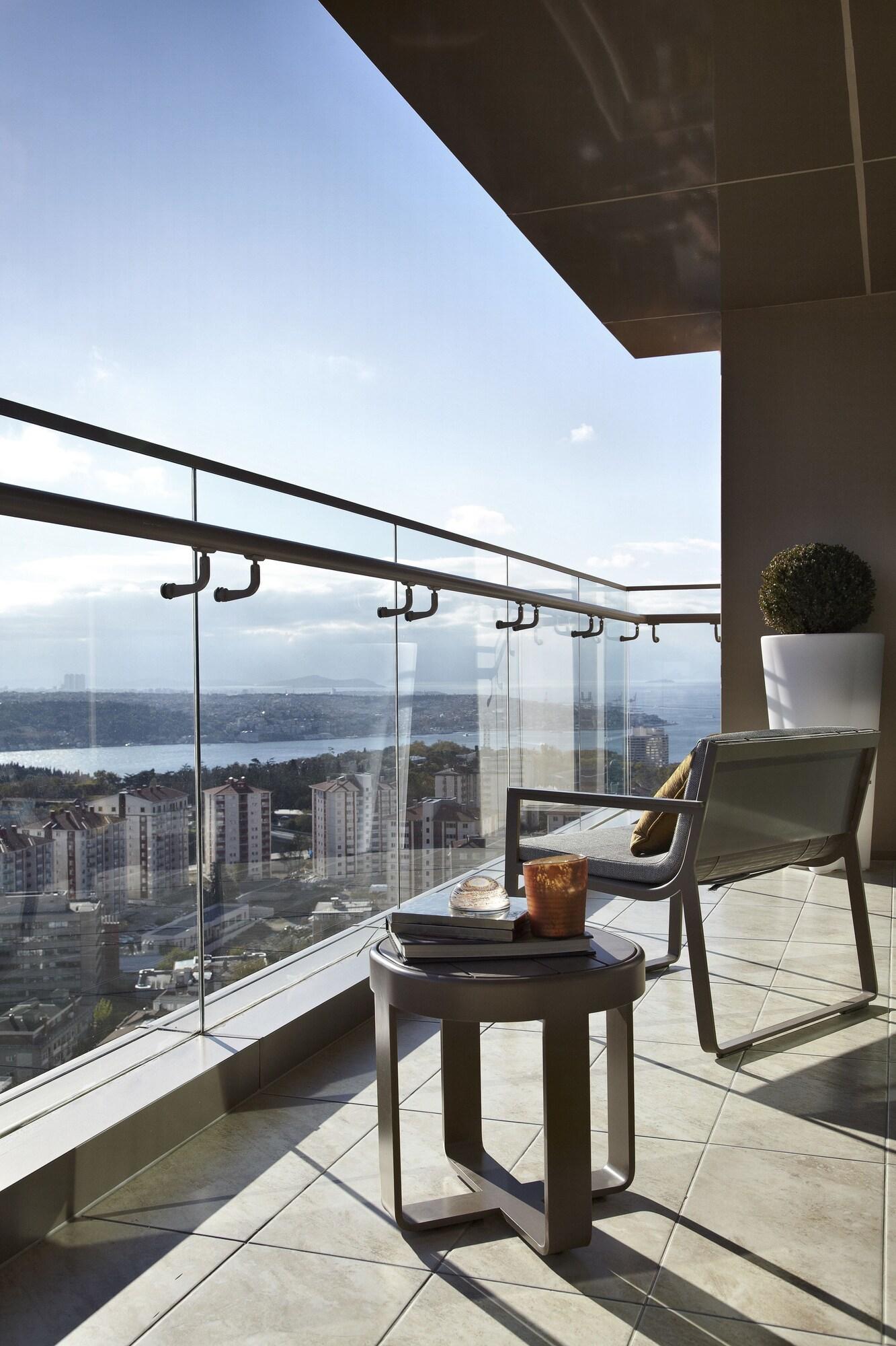 Renaissance Istanbul Bosphorus - Poză