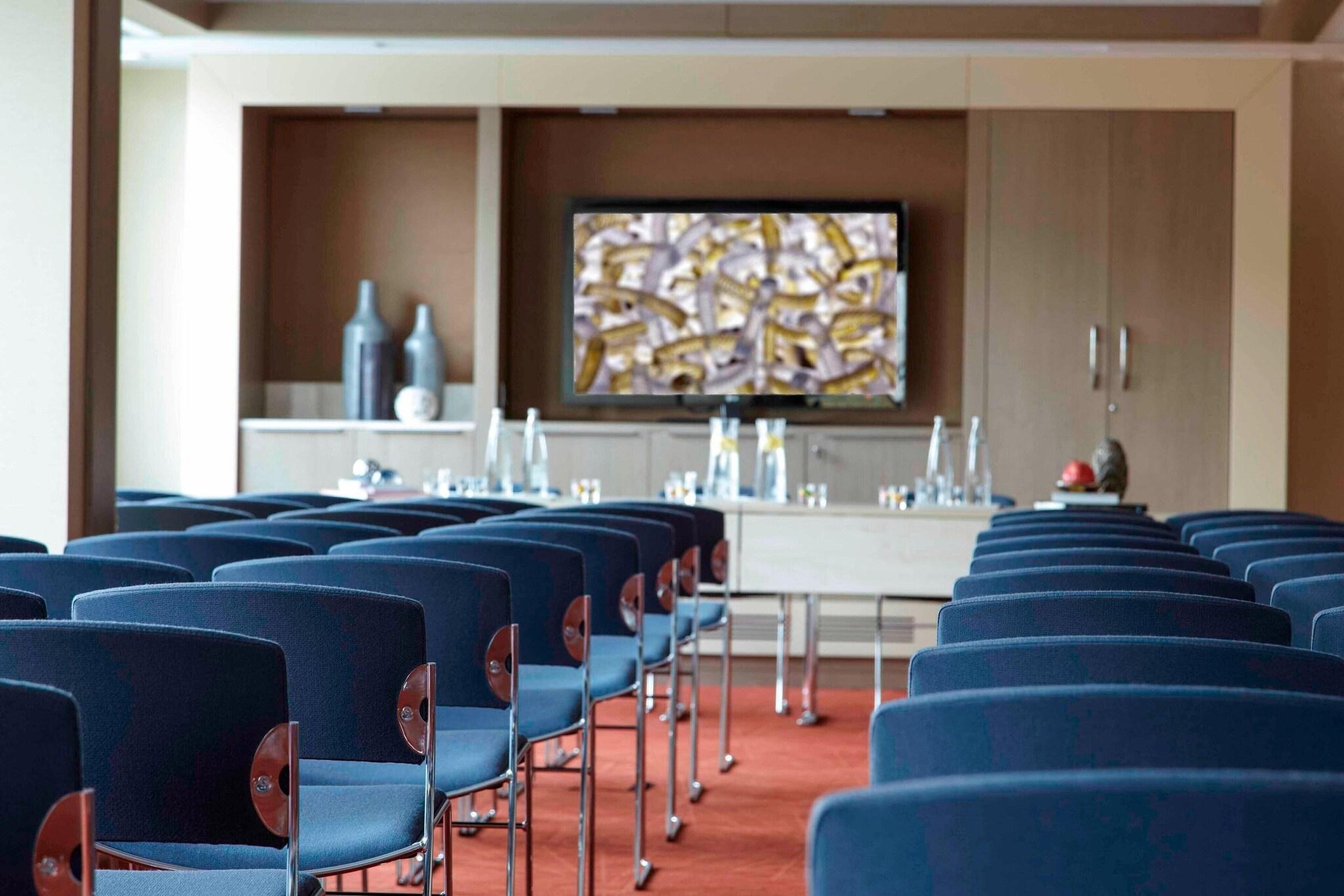 Renaissance Istanbul Bosphorus - Poză