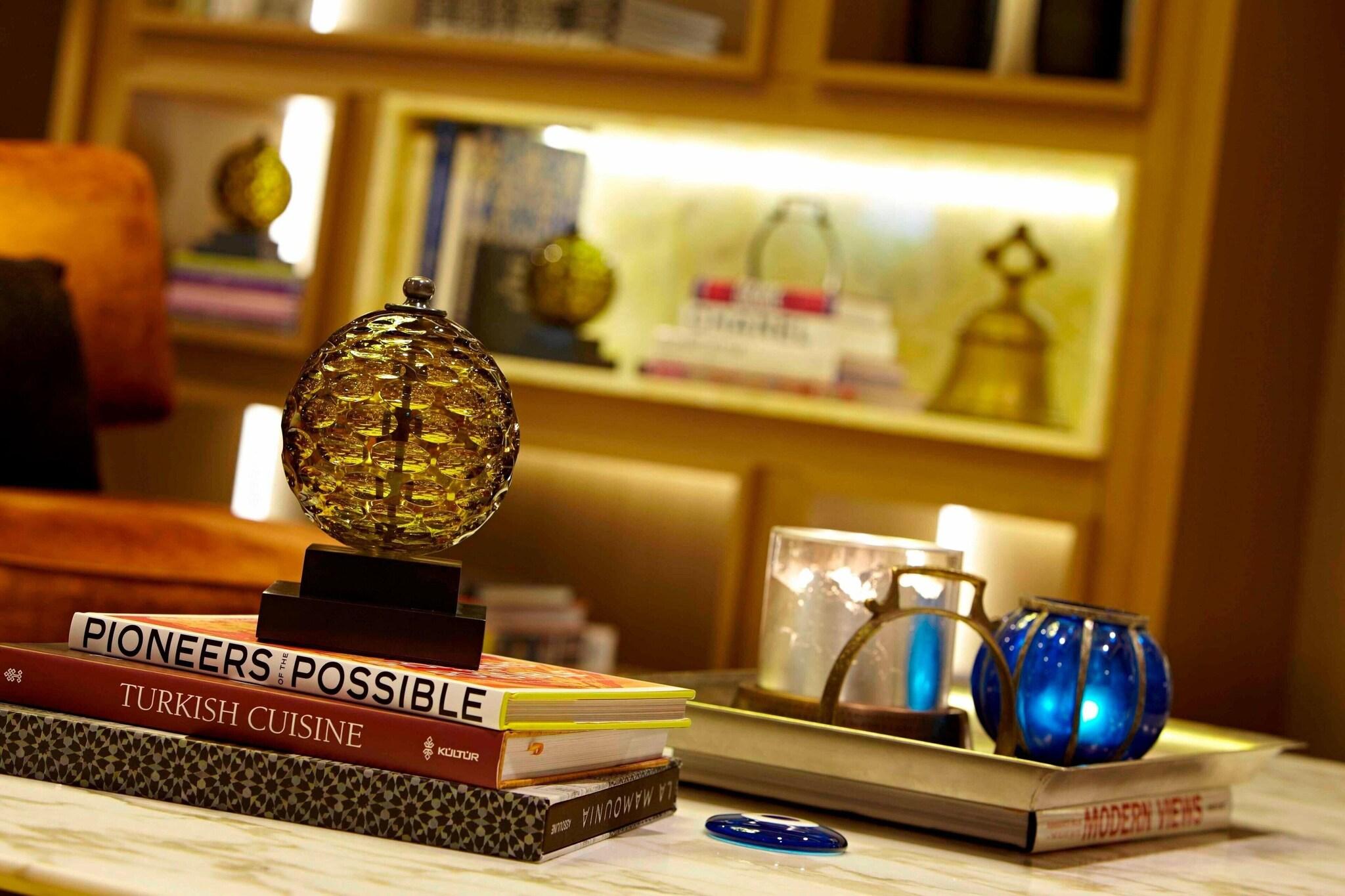 Renaissance Istanbul Bosphorus - Poză