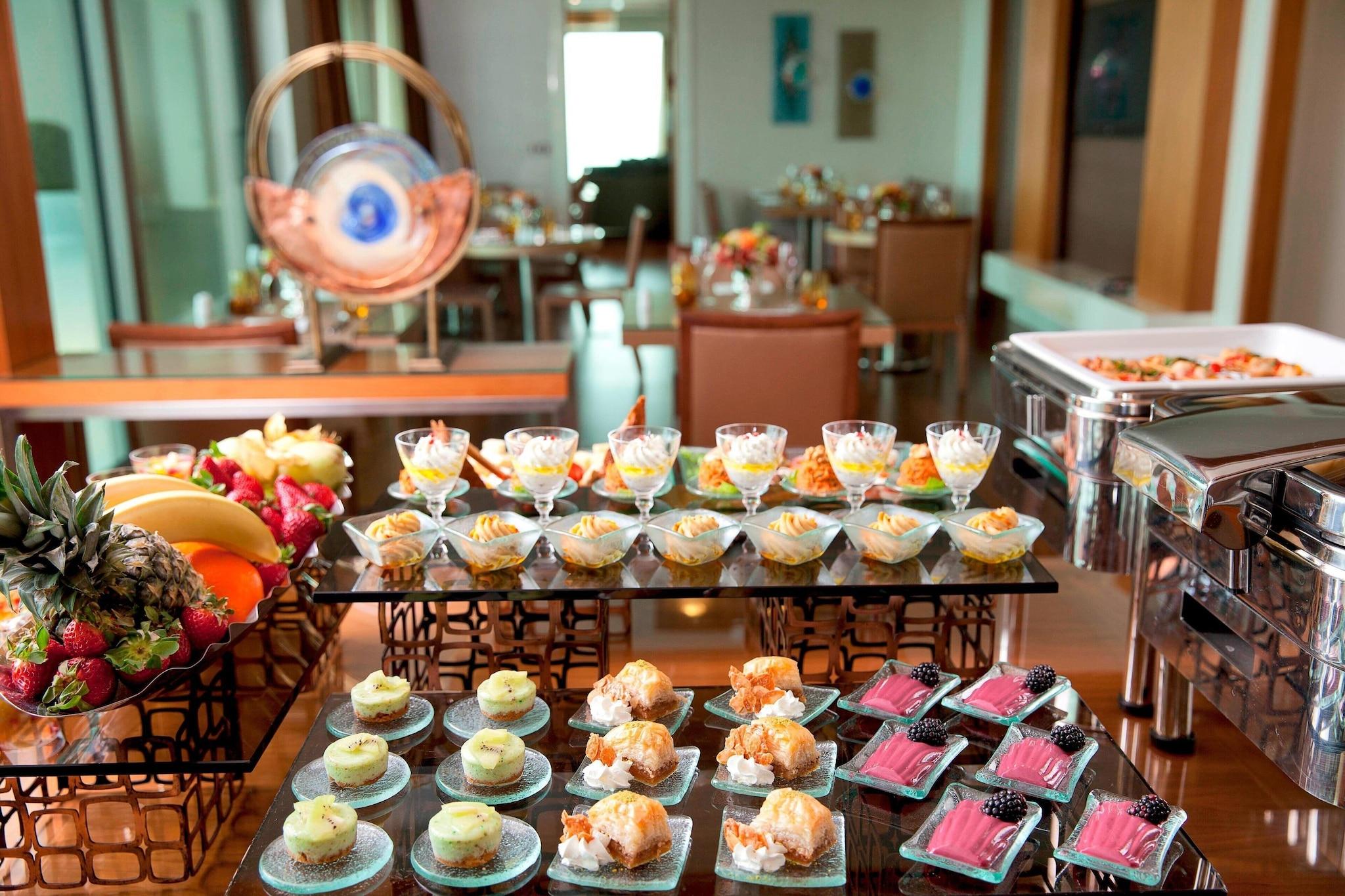 Renaissance Istanbul Bosphorus - Poză