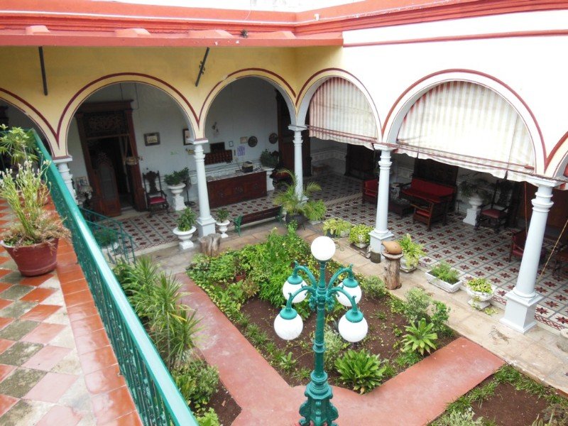 Posada Toledo & Galeria