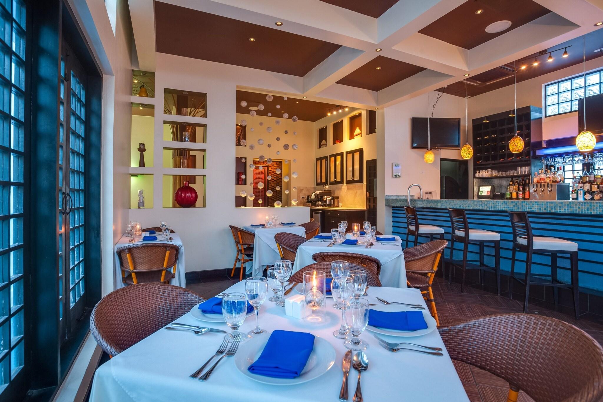 Las Terrazas Resort & Residences by null